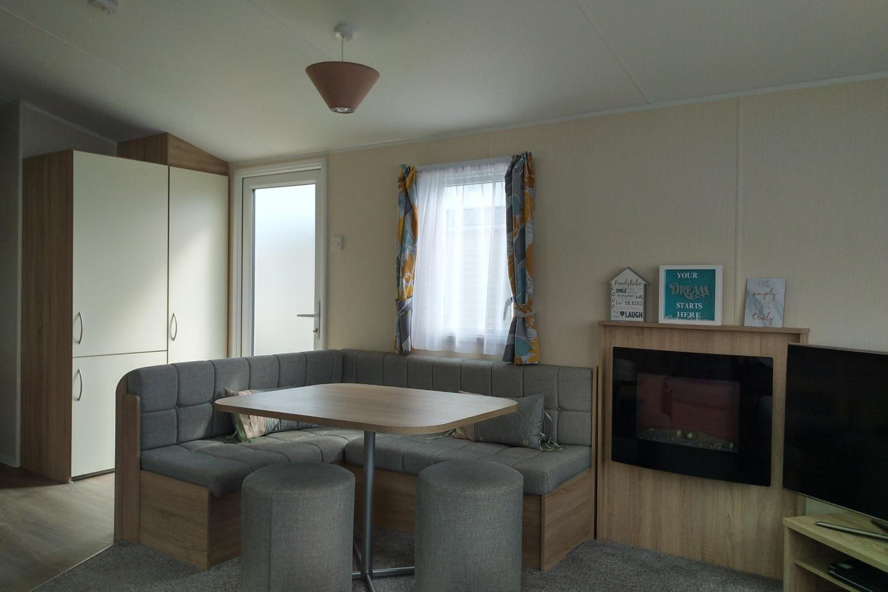 Caravan photo 3