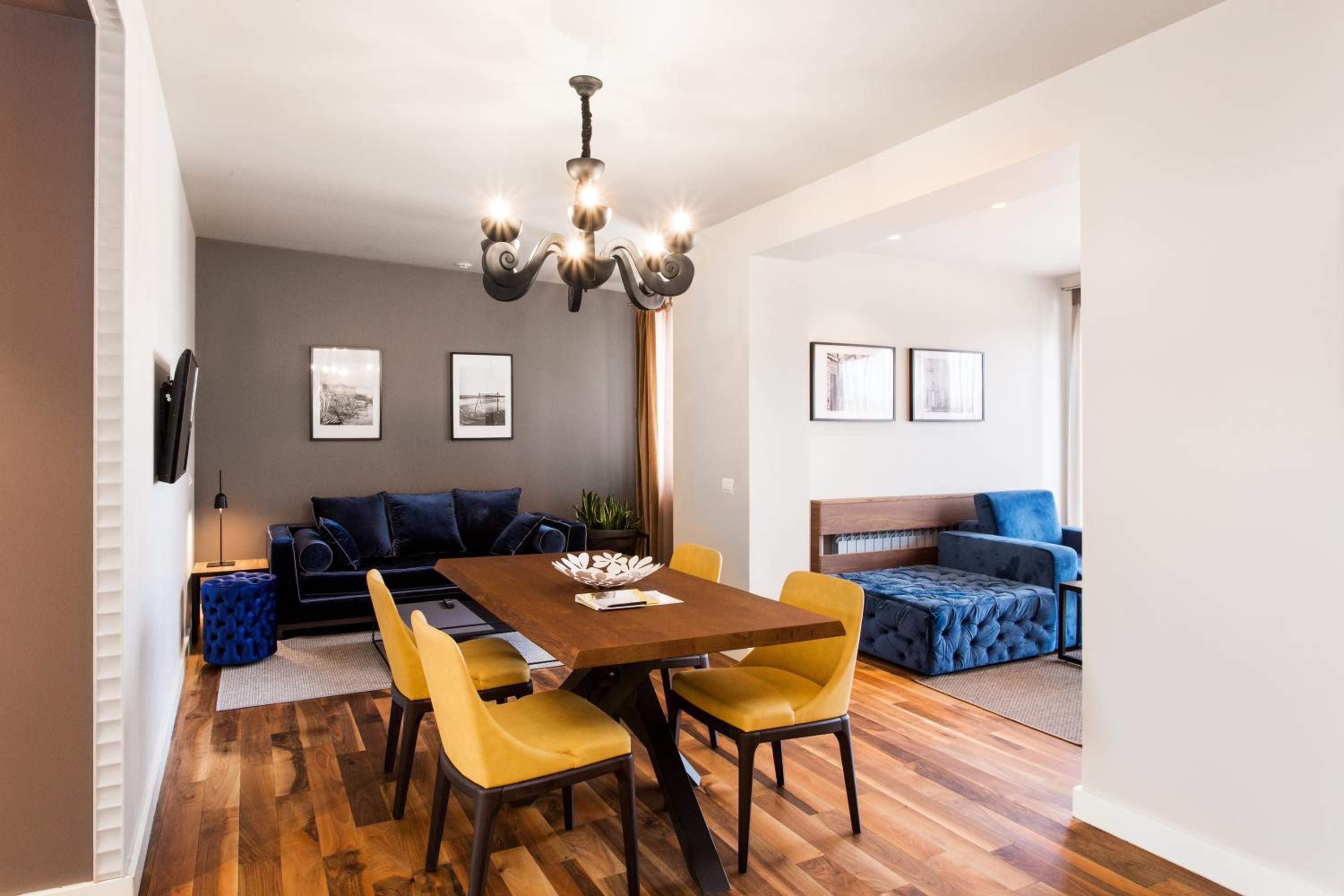 Two-Bedroom Penthouse with Kitchen photo 3