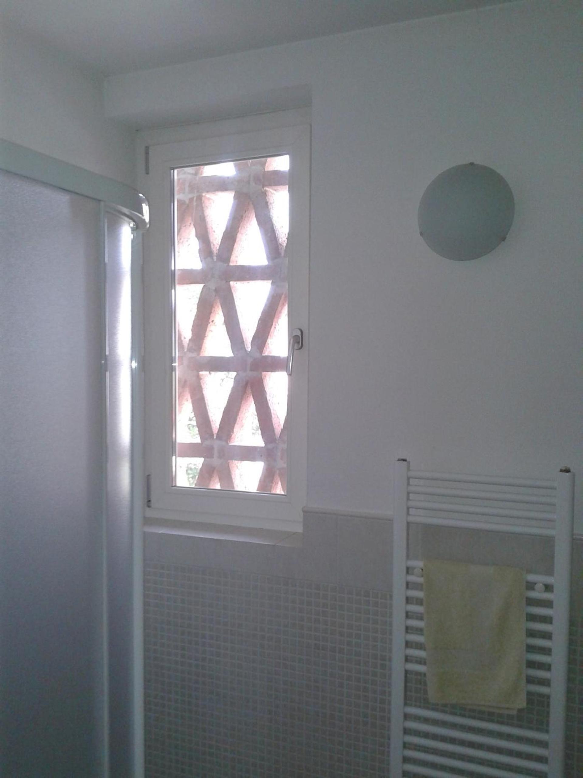 One-Bedroom Apartment - Split Level photo 3