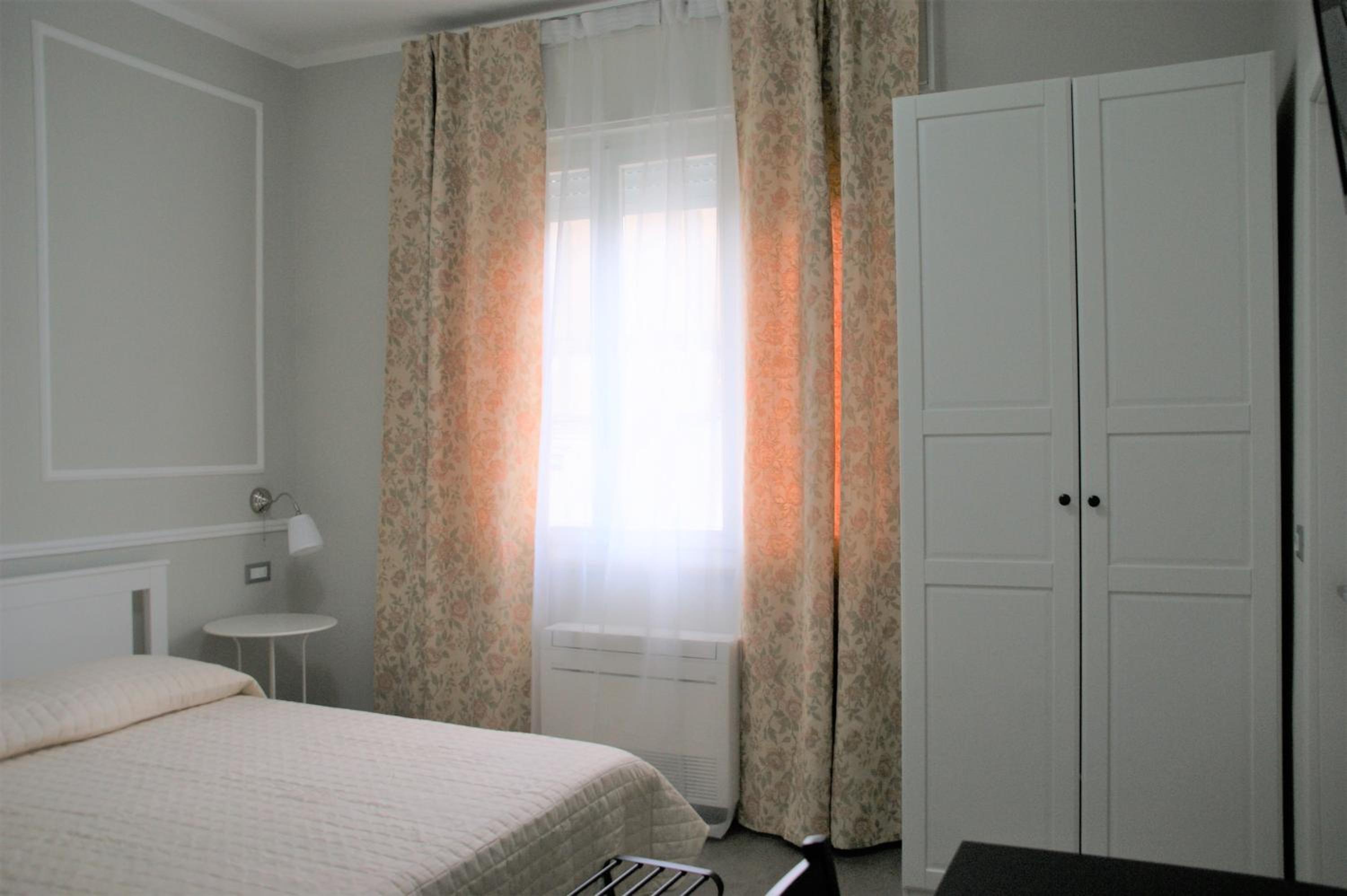 Triple Room - Photo 10