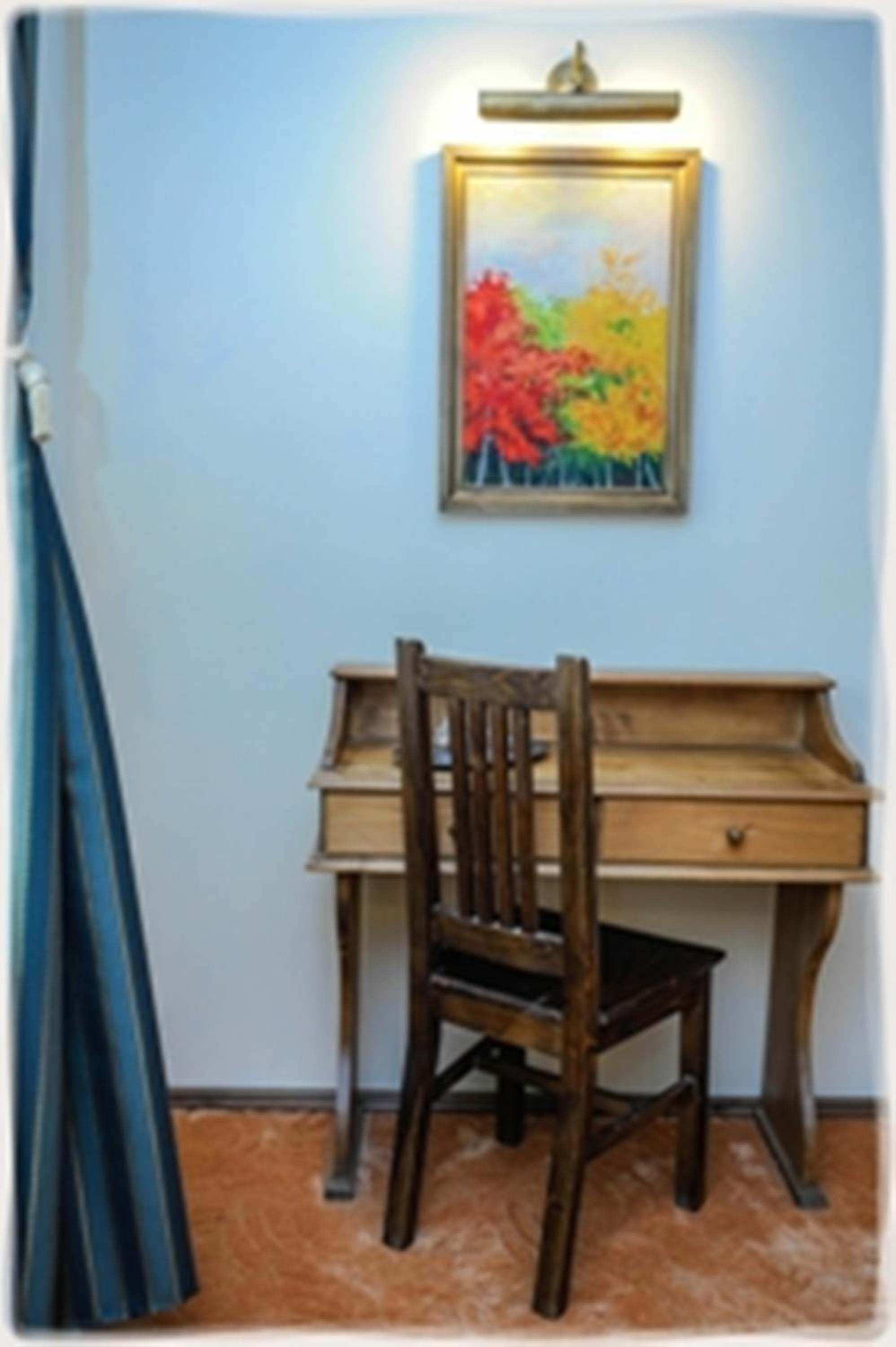 Double Room with canopy bed - Photo 2