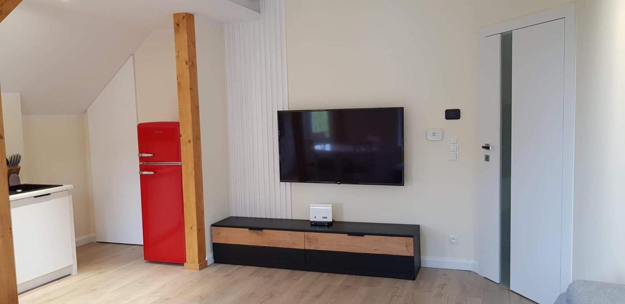 Two-Bedroom Apartment - Photo 8
