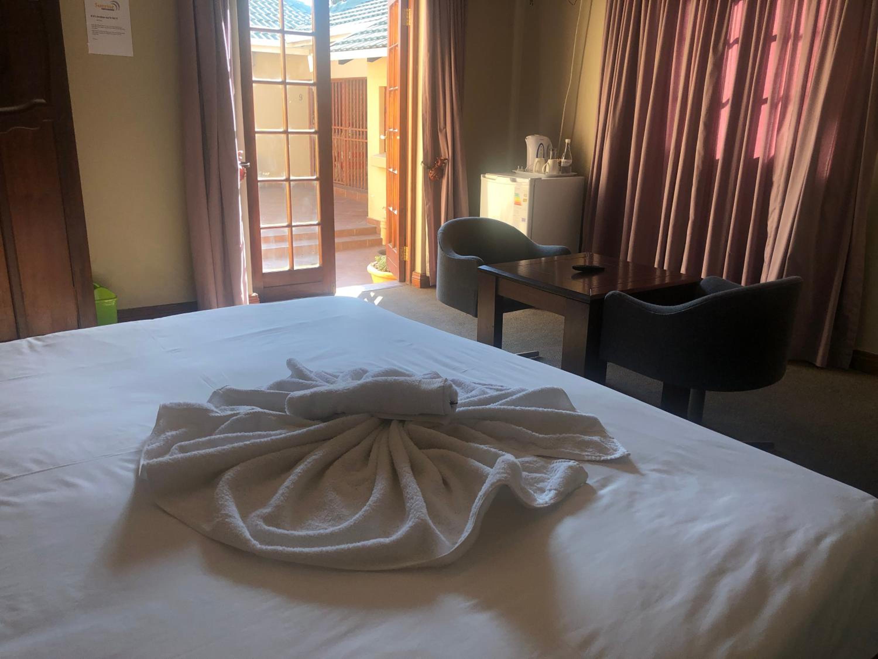 Budget Twin Room photo 1