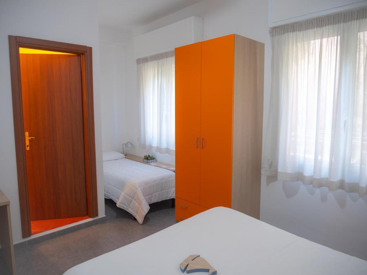 Triple Room with Bathroom photo 3