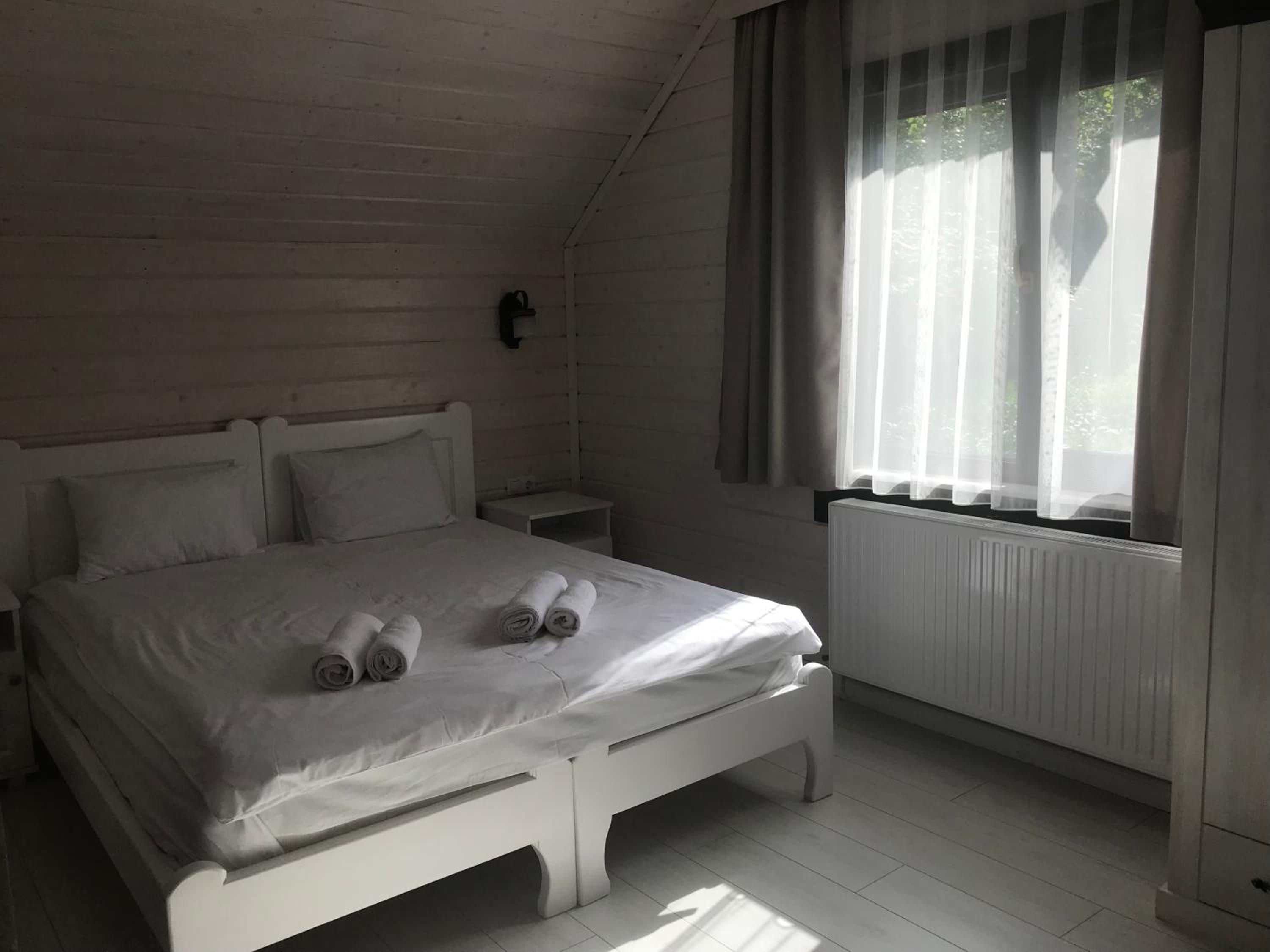 Double or Twin Room with Mountain View photo 1