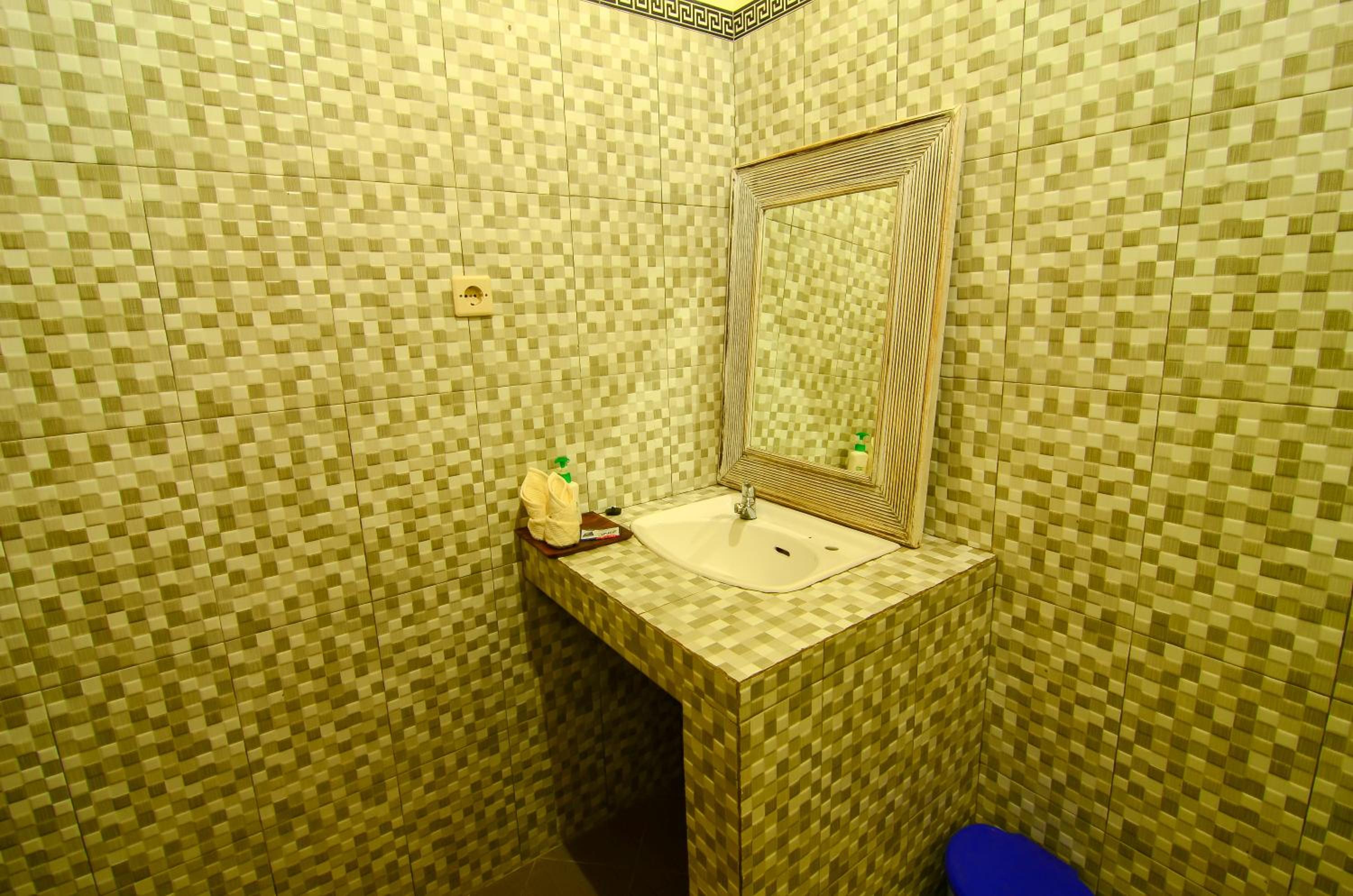 Double Room - Photo 2