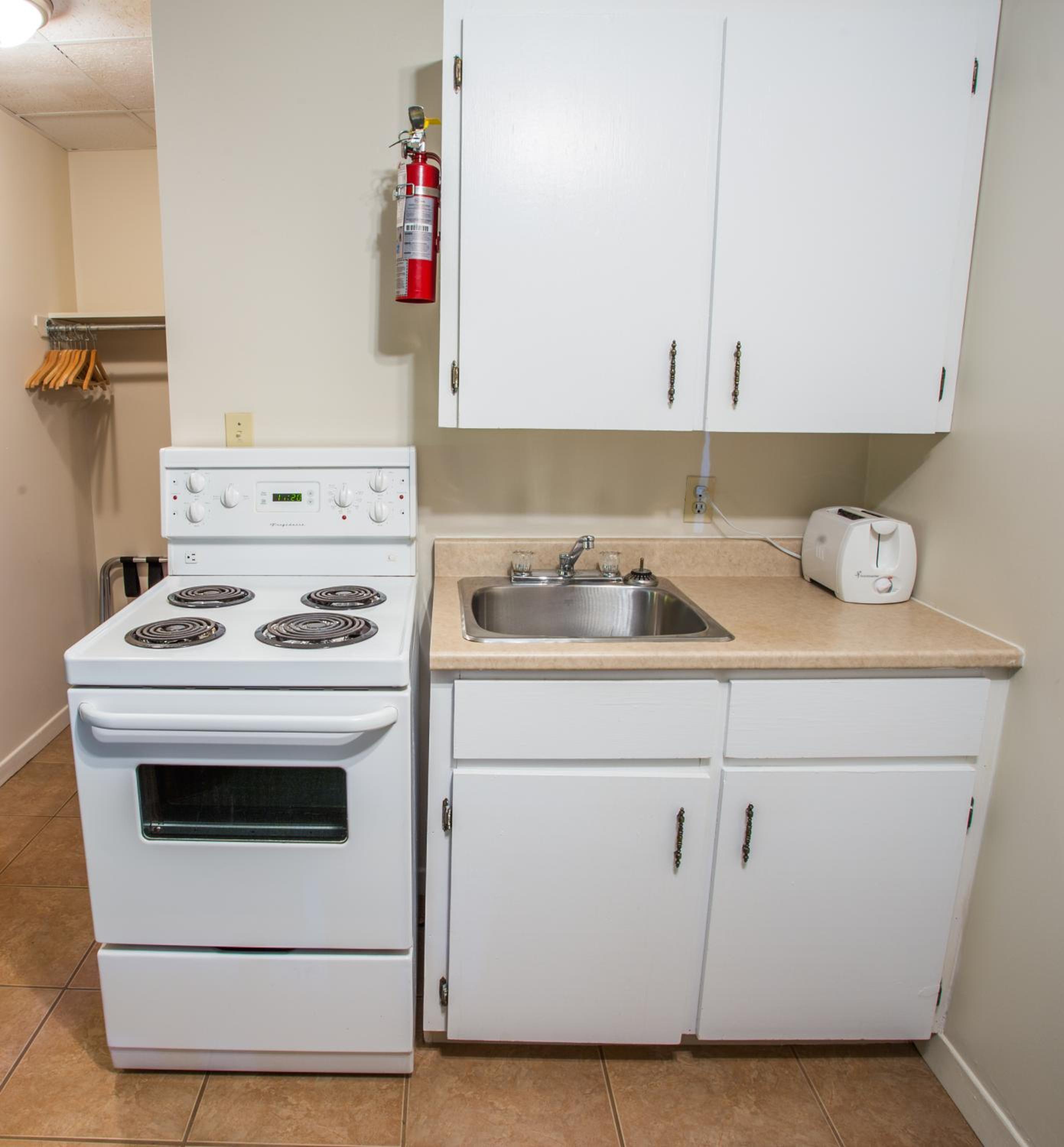 Two-Bedroom Suite - Photo 7