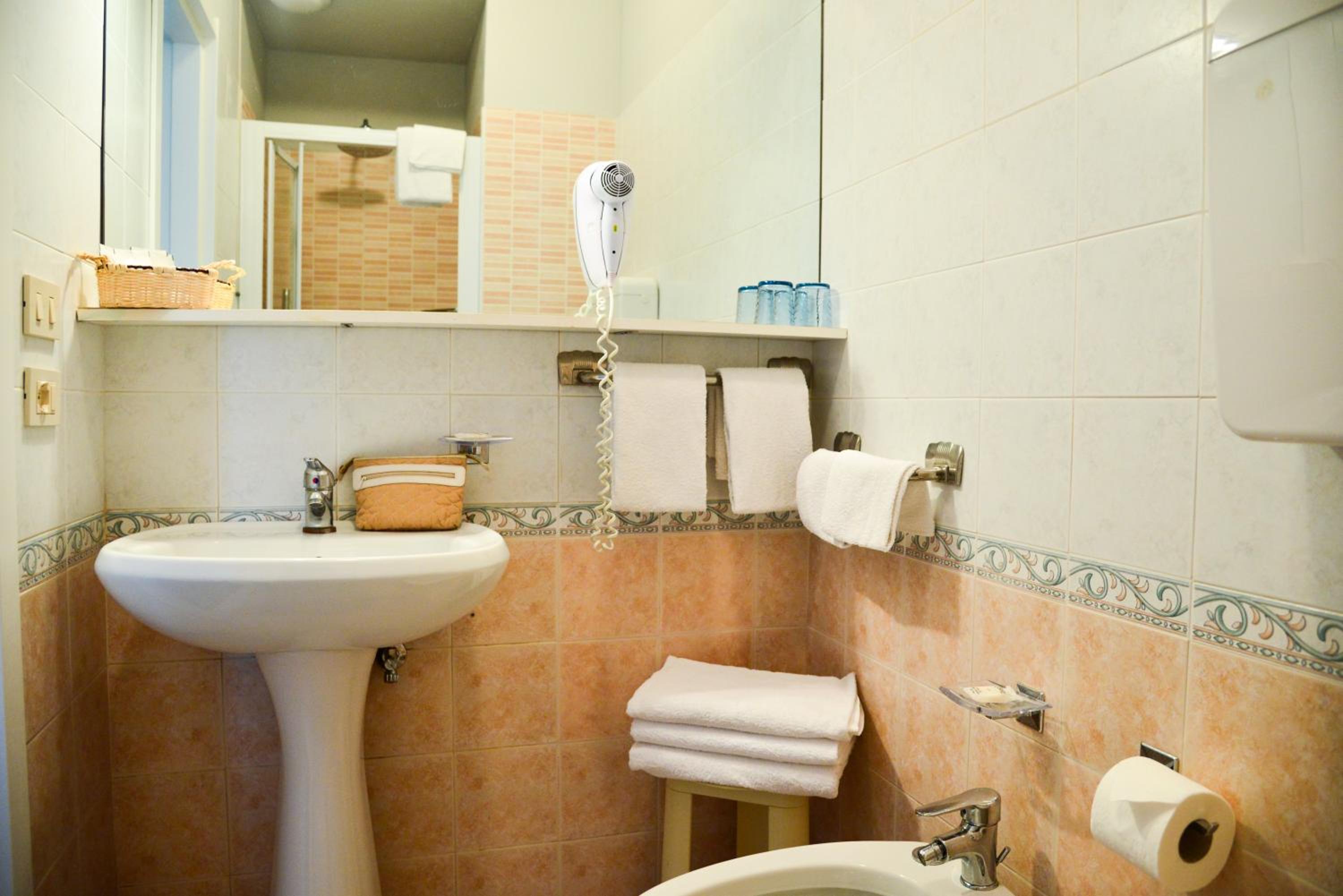 Triple Room with Balcony photo 3