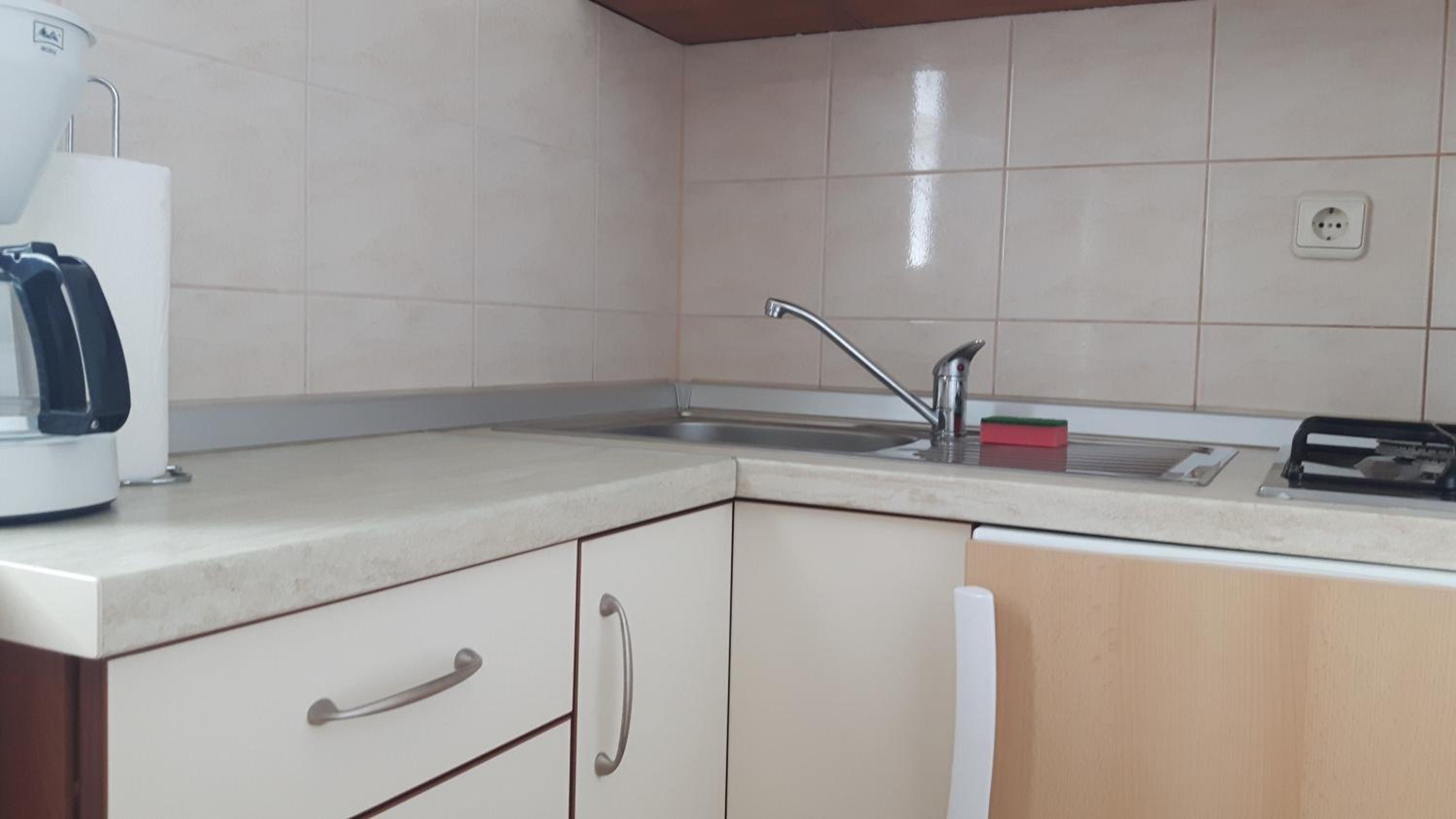 Apartment with Sea View - Photo 28