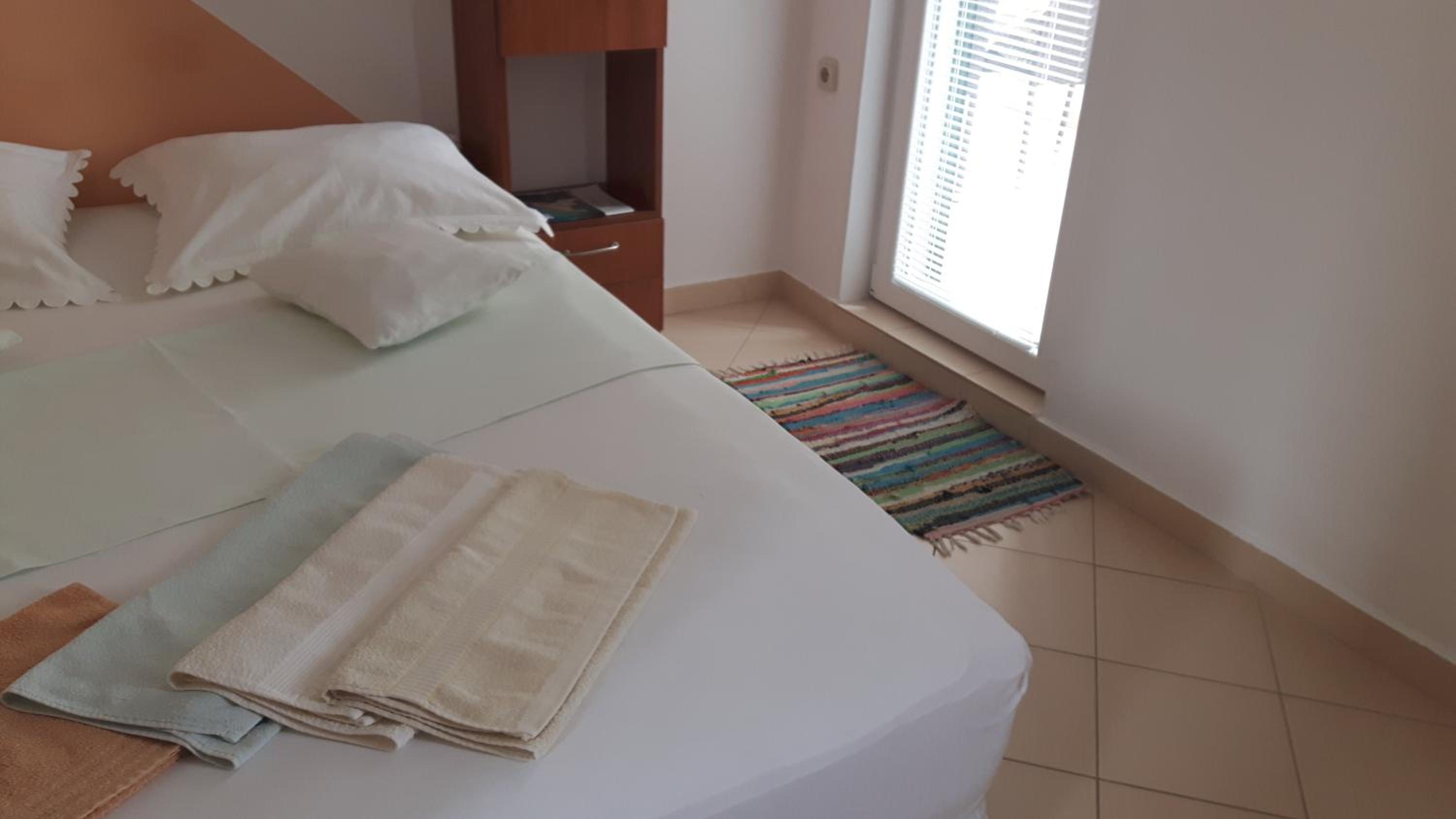 Apartment with Sea View - Photo 16