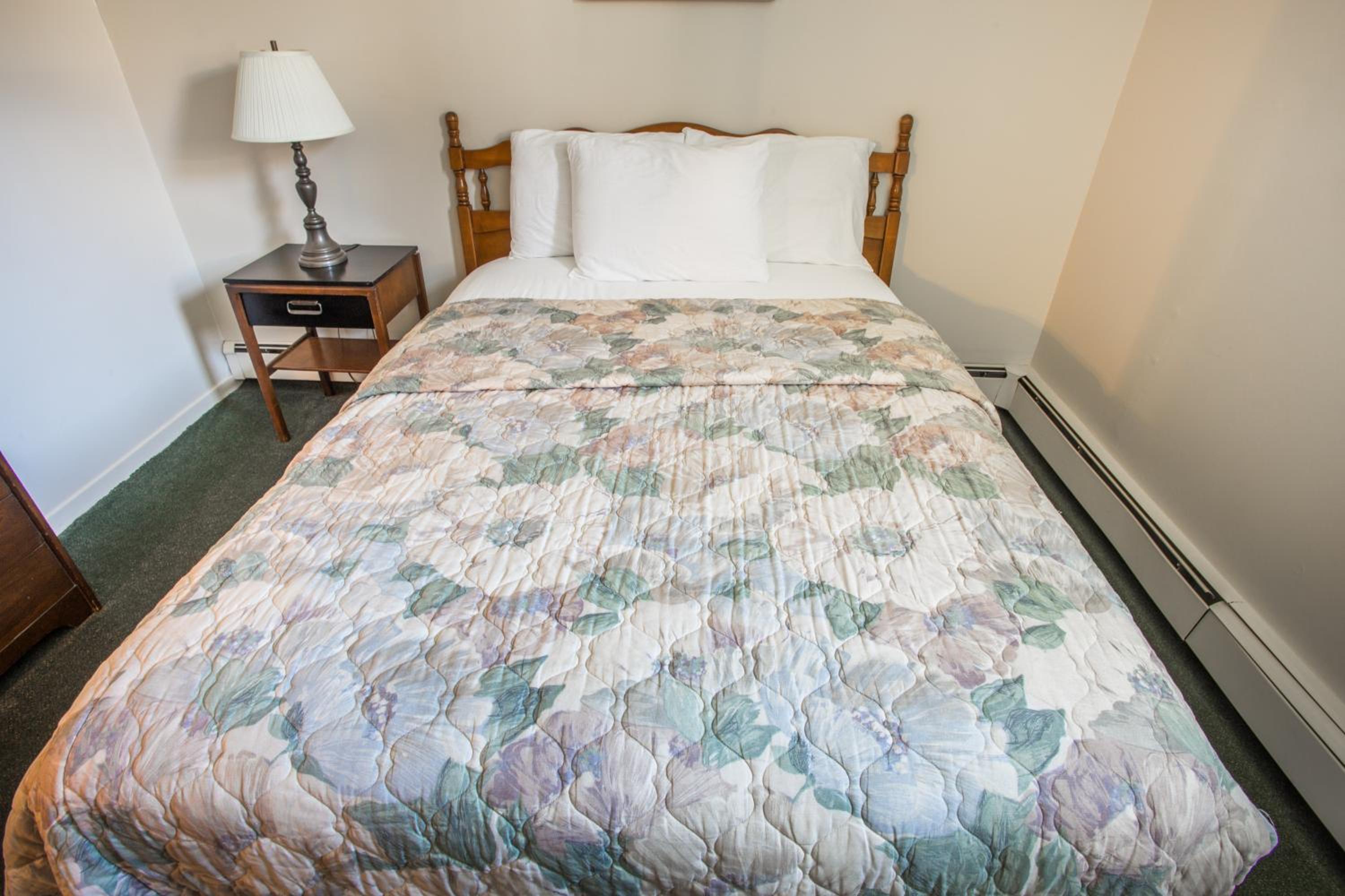 Two-Bedroom Suite - Photo 4