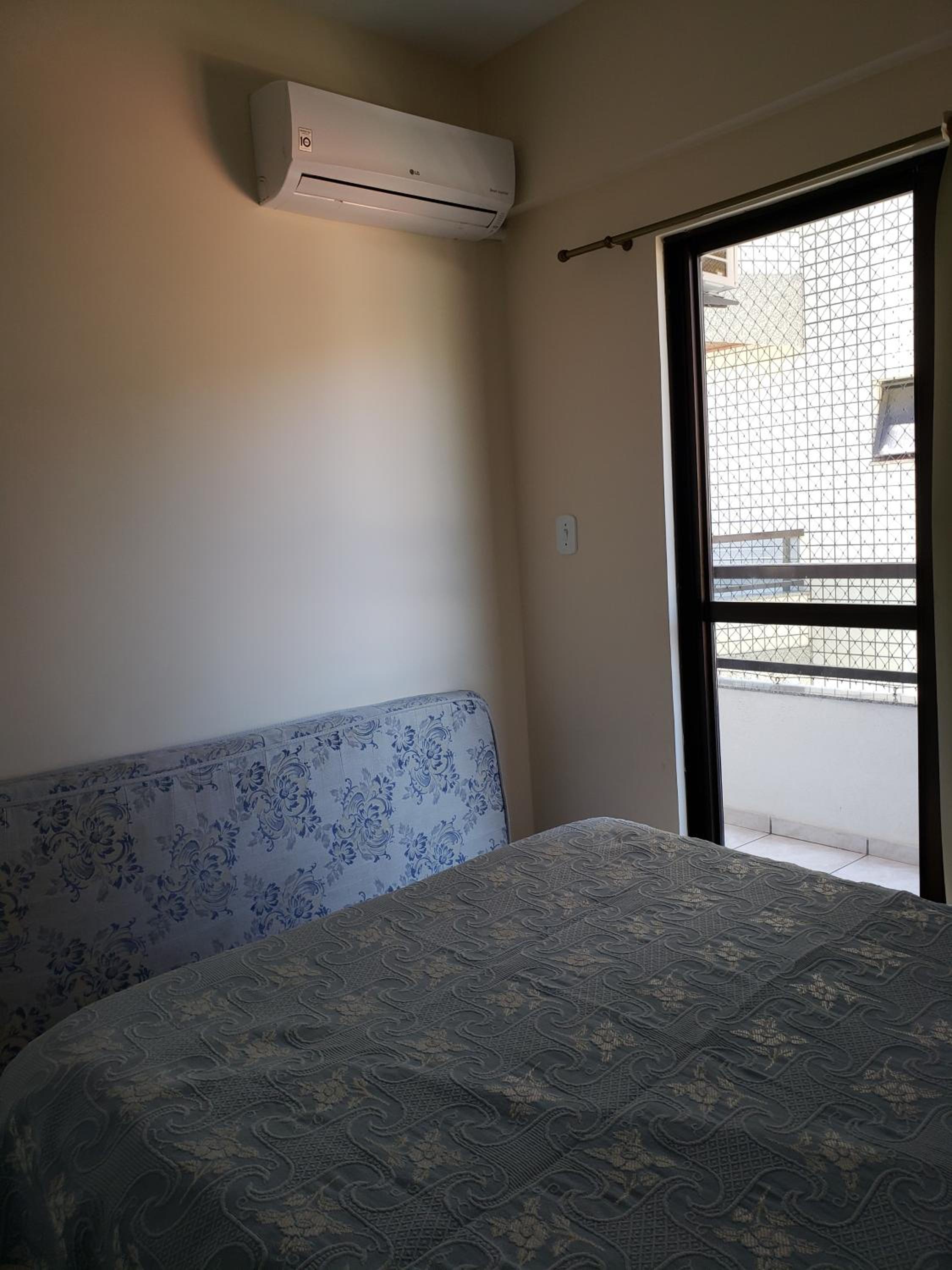 Three-Bedroom Apartment - Photo 5