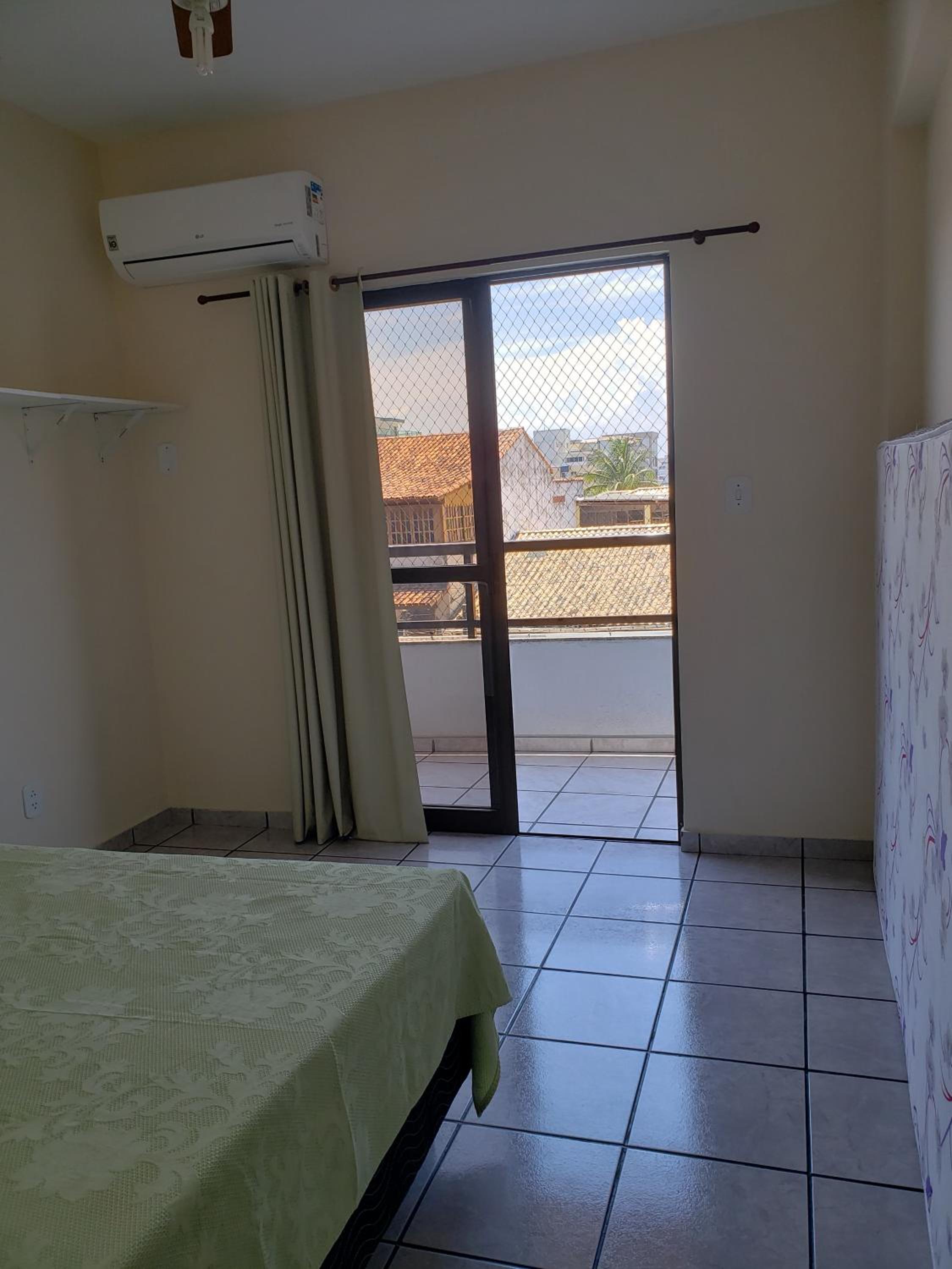 Three-Bedroom Apartment - Photo 20