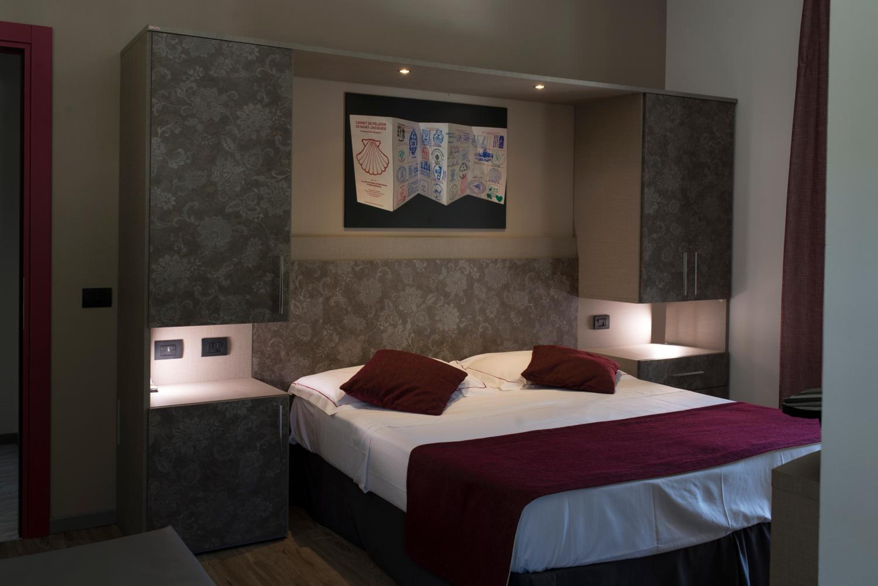 Double Room - Photo 1