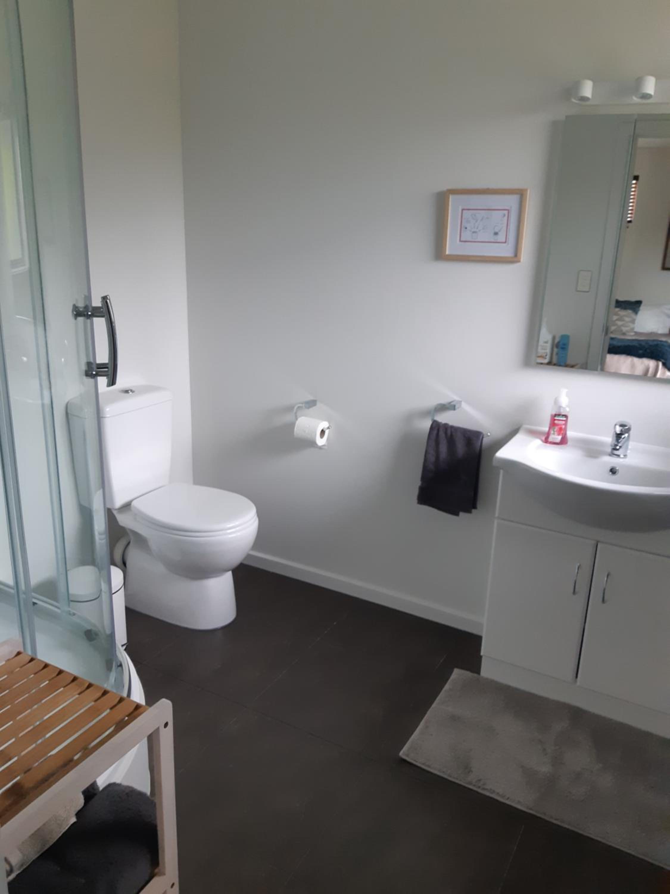 Double or Twin Room - Photo 4