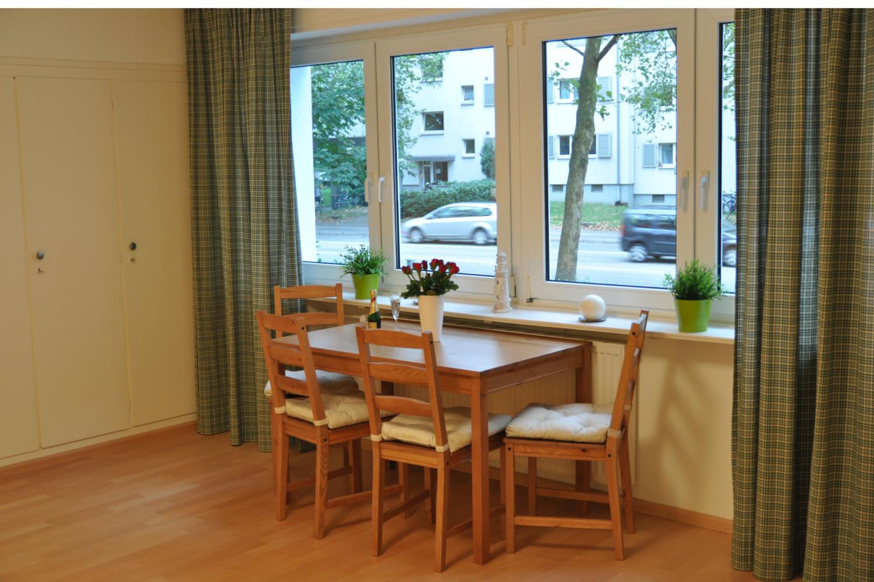 Studio Apartment photo 3