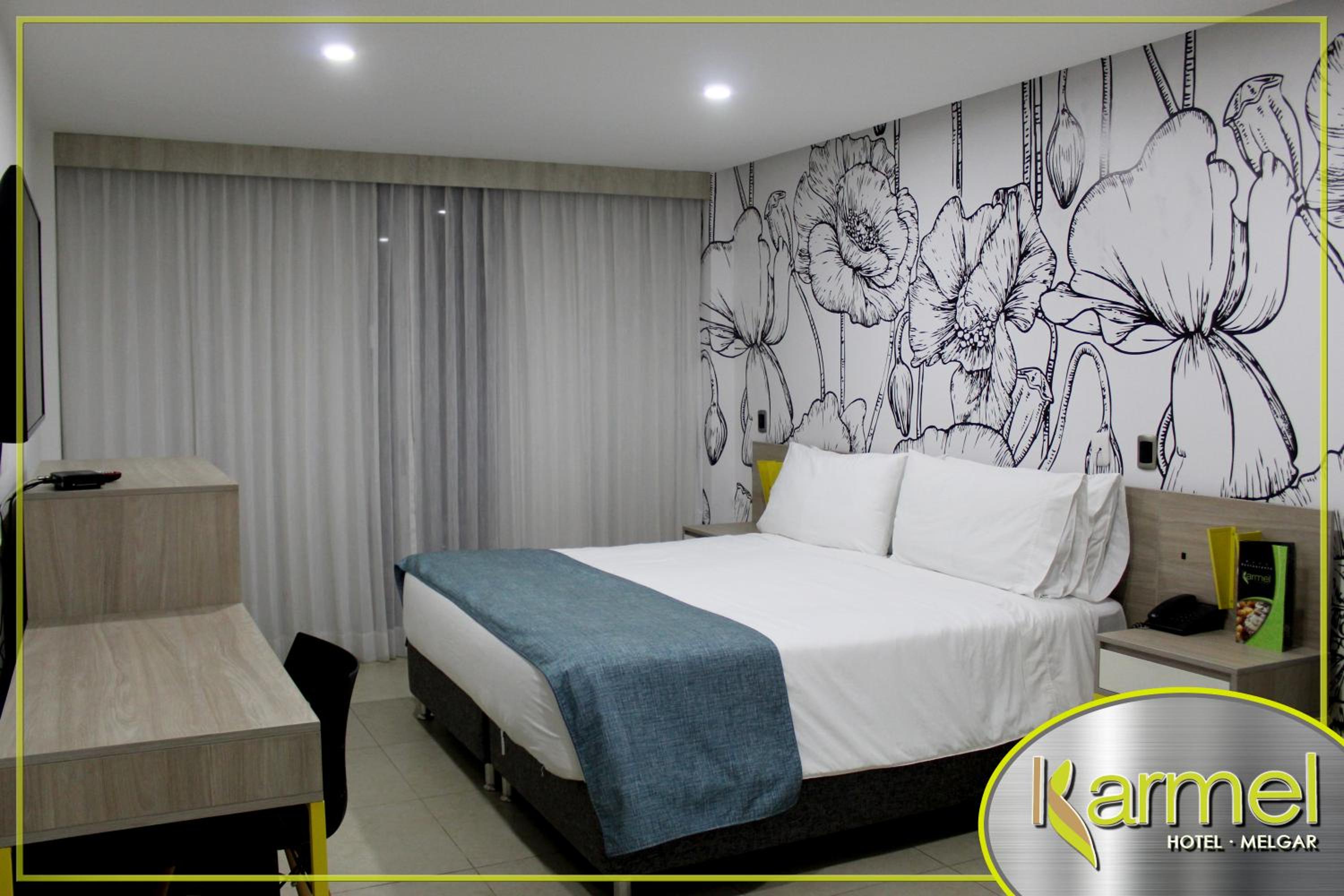 King Room with Balcony photo 2
