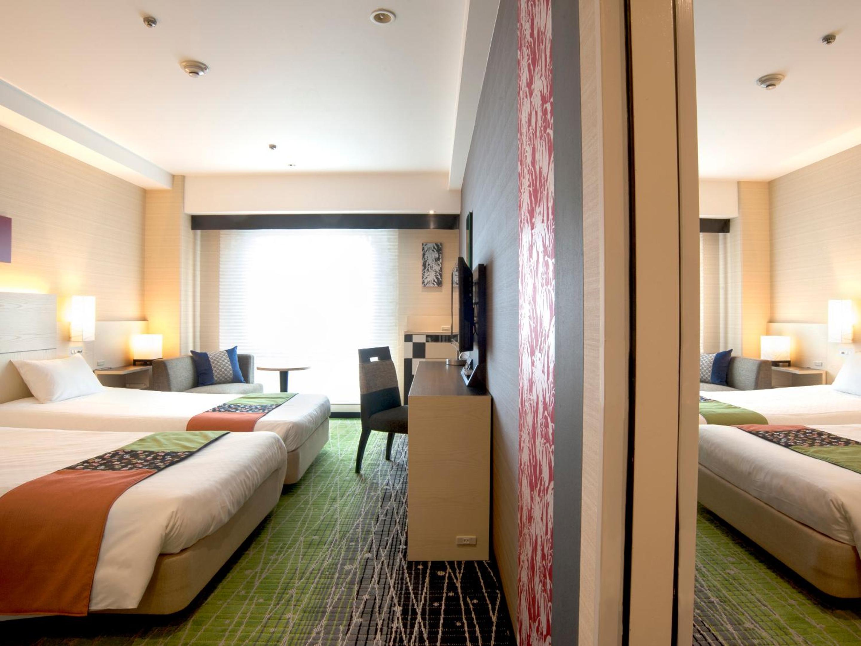 Special Offer - Two Connecting Twin Rooms (4 Adults) - Non-Smoking photo 1