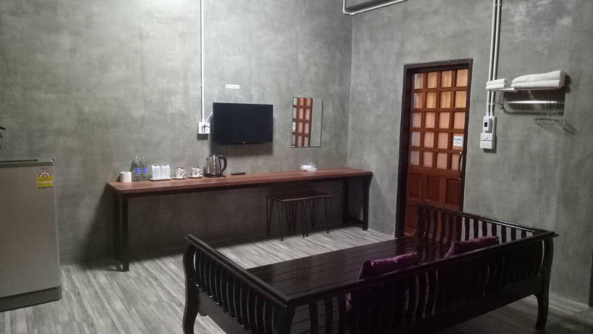 Triple Room With Private Bathroom - Photo 25