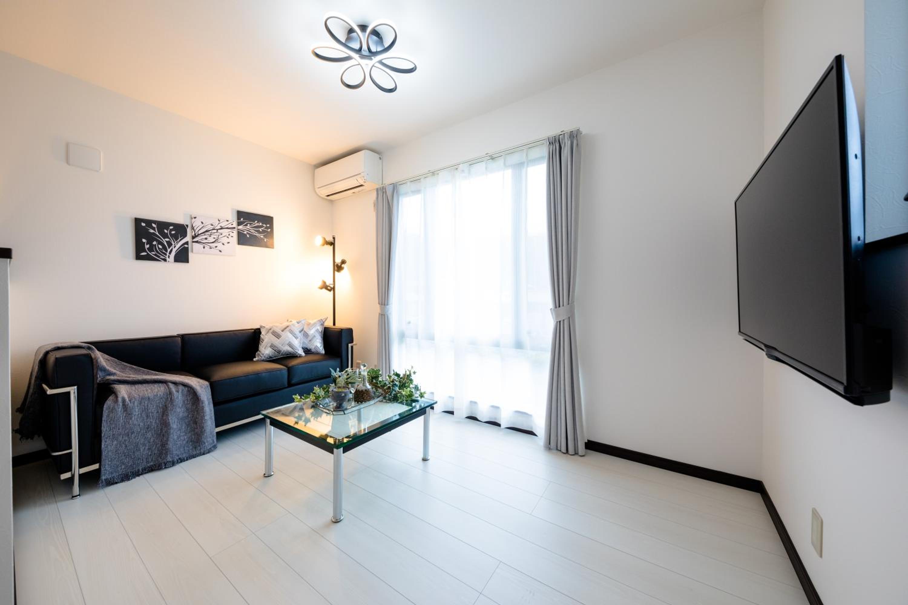 Three-Bedroom Villa - Photo 27