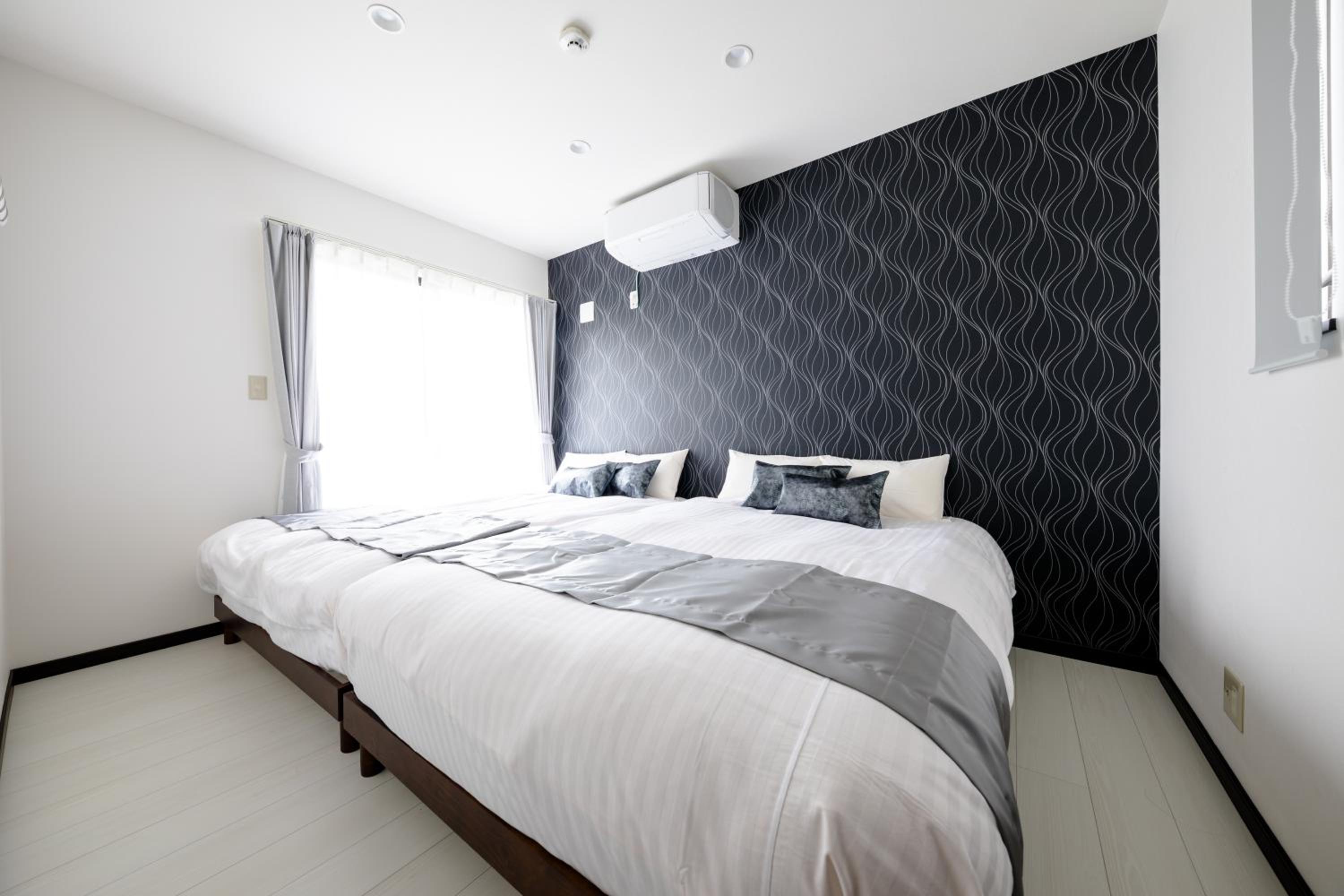Three-Bedroom Villa - Photo 26
