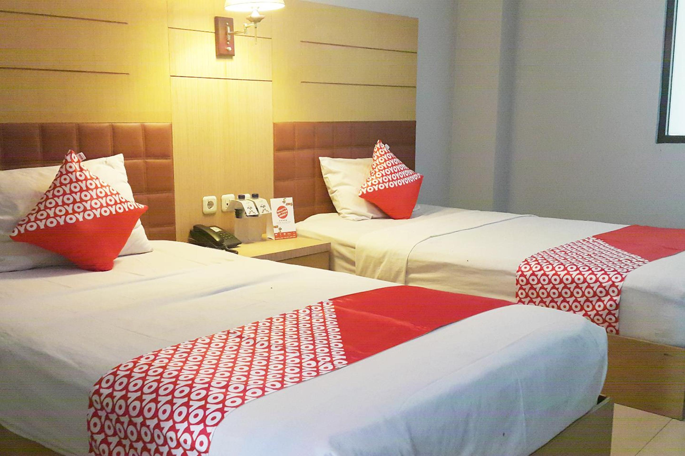 Standard Twin Room - Photo 4