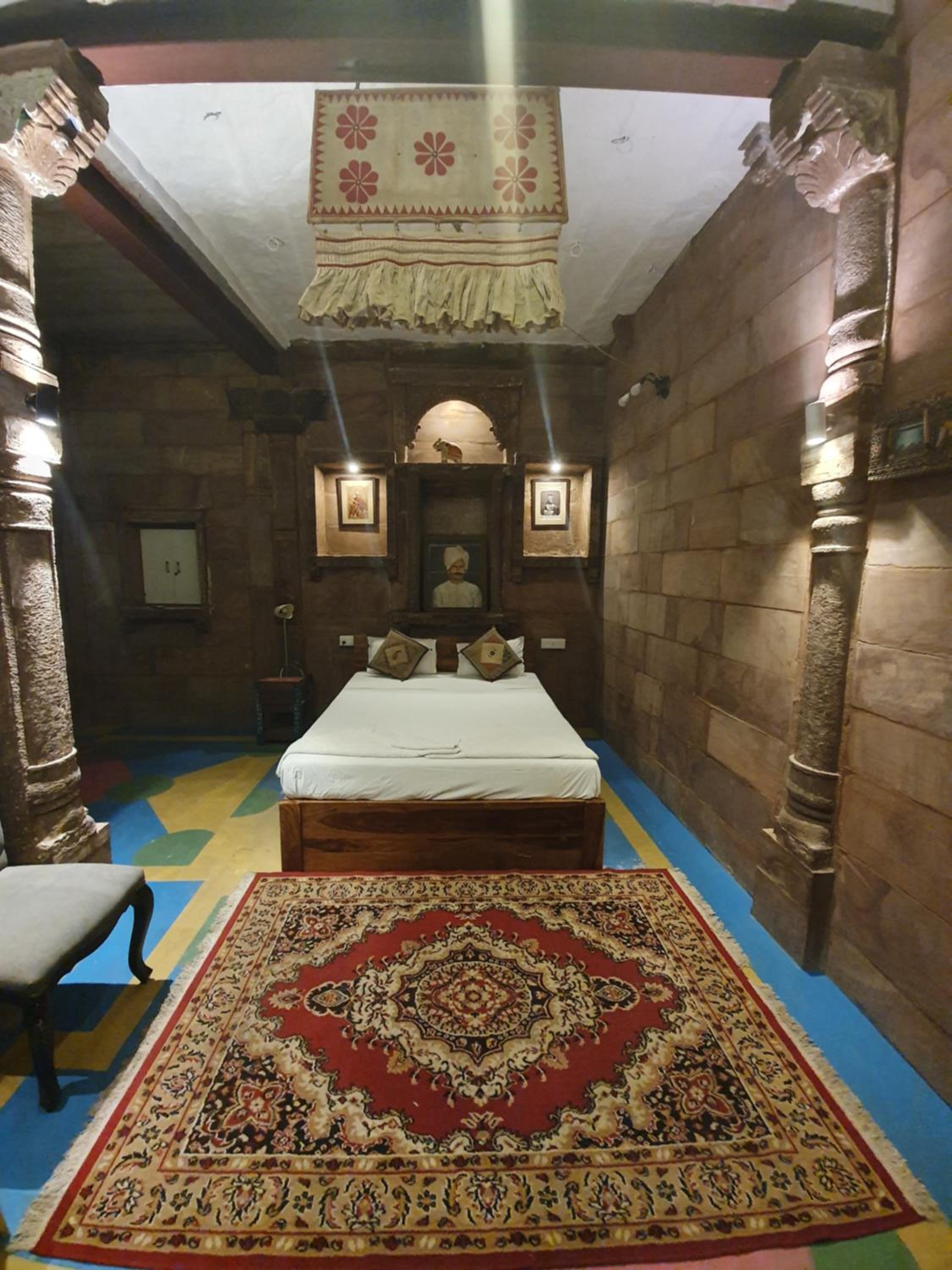 Deluxe Double Room with Balcony photo 1