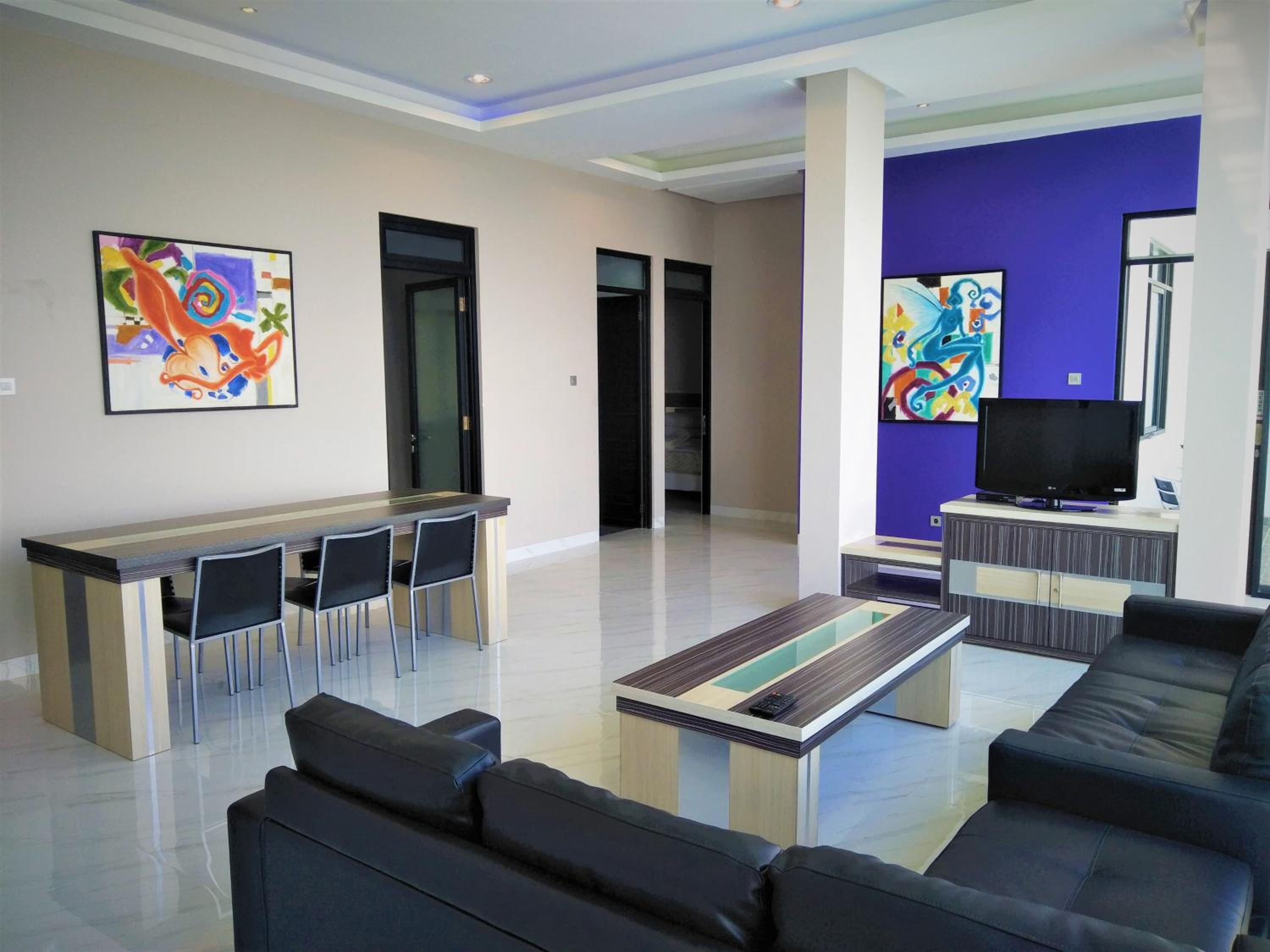 Villa with Sea View - Photo 9