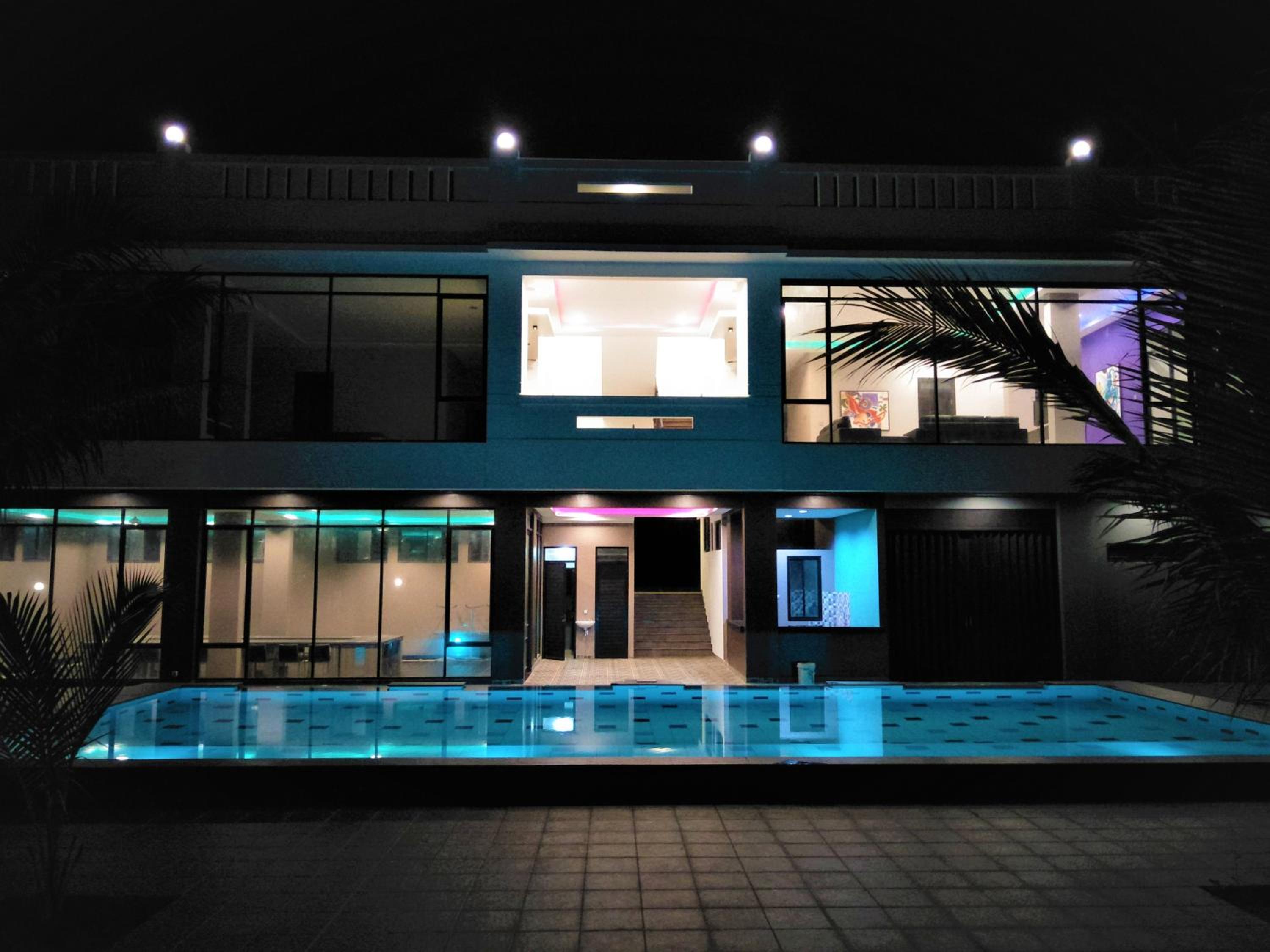 Villa with Sea View - Photo 12