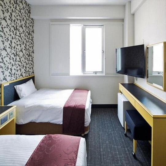 Twin Room - Non-Smoking photo 1