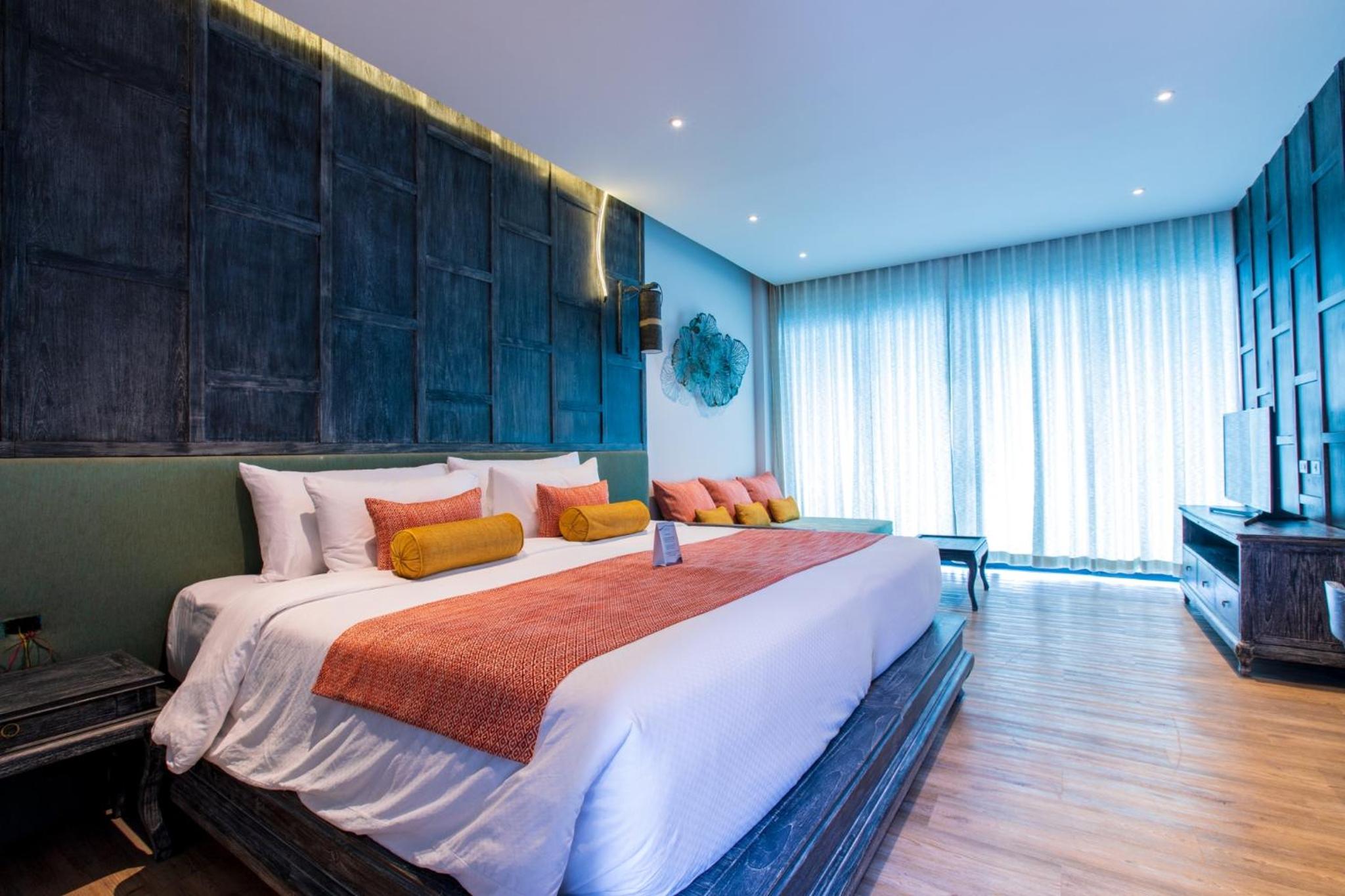 Deluxe Double or Twin Room with Pool Access - Photo 1