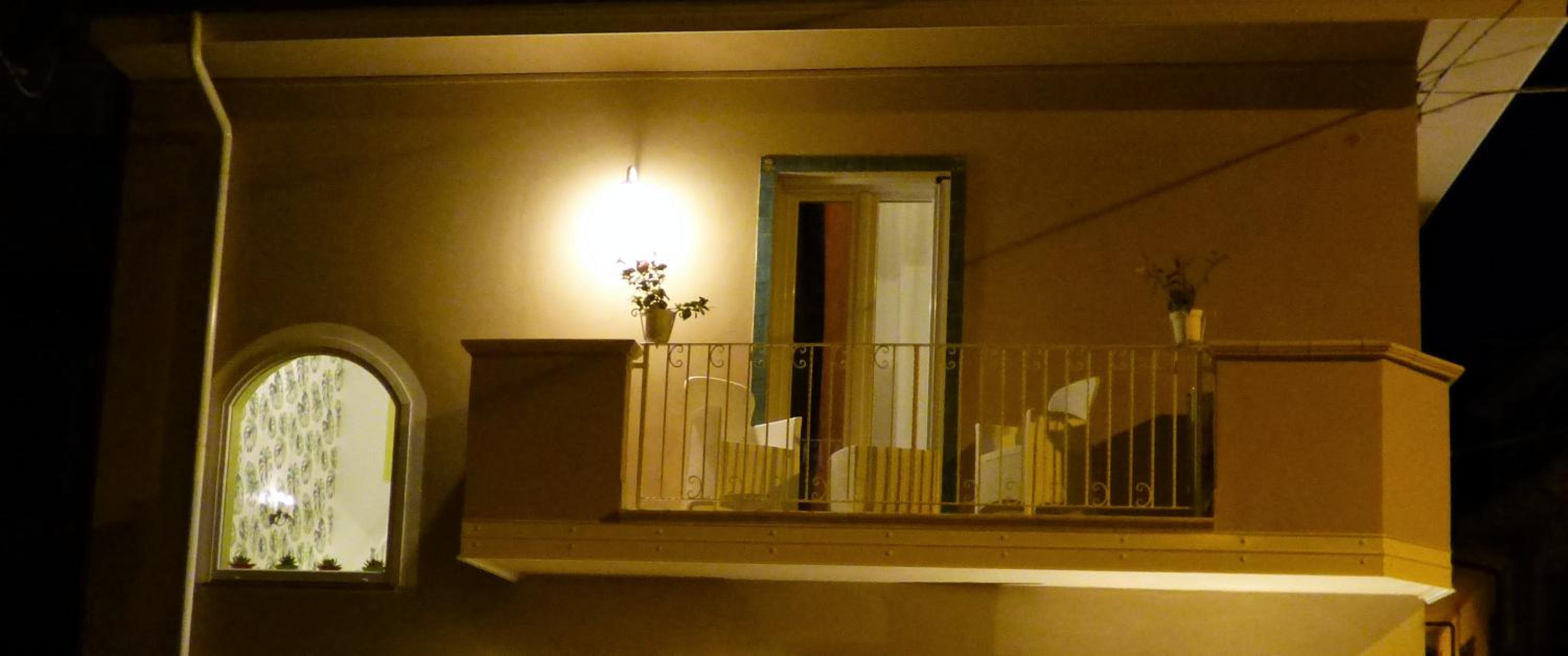 Deluxe Double or Twin Room with Balcony - Photo 6