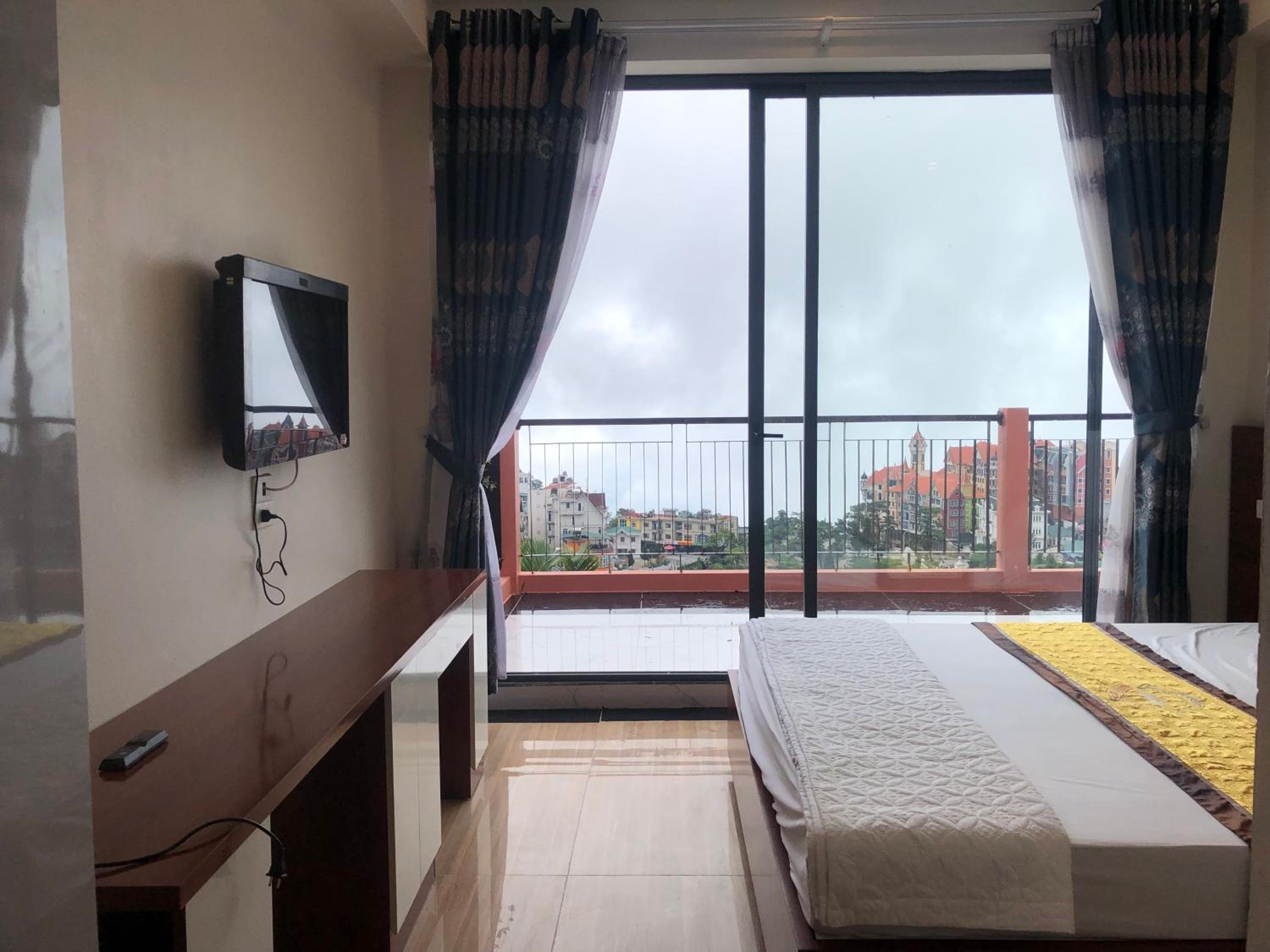 King Room With Mountain View