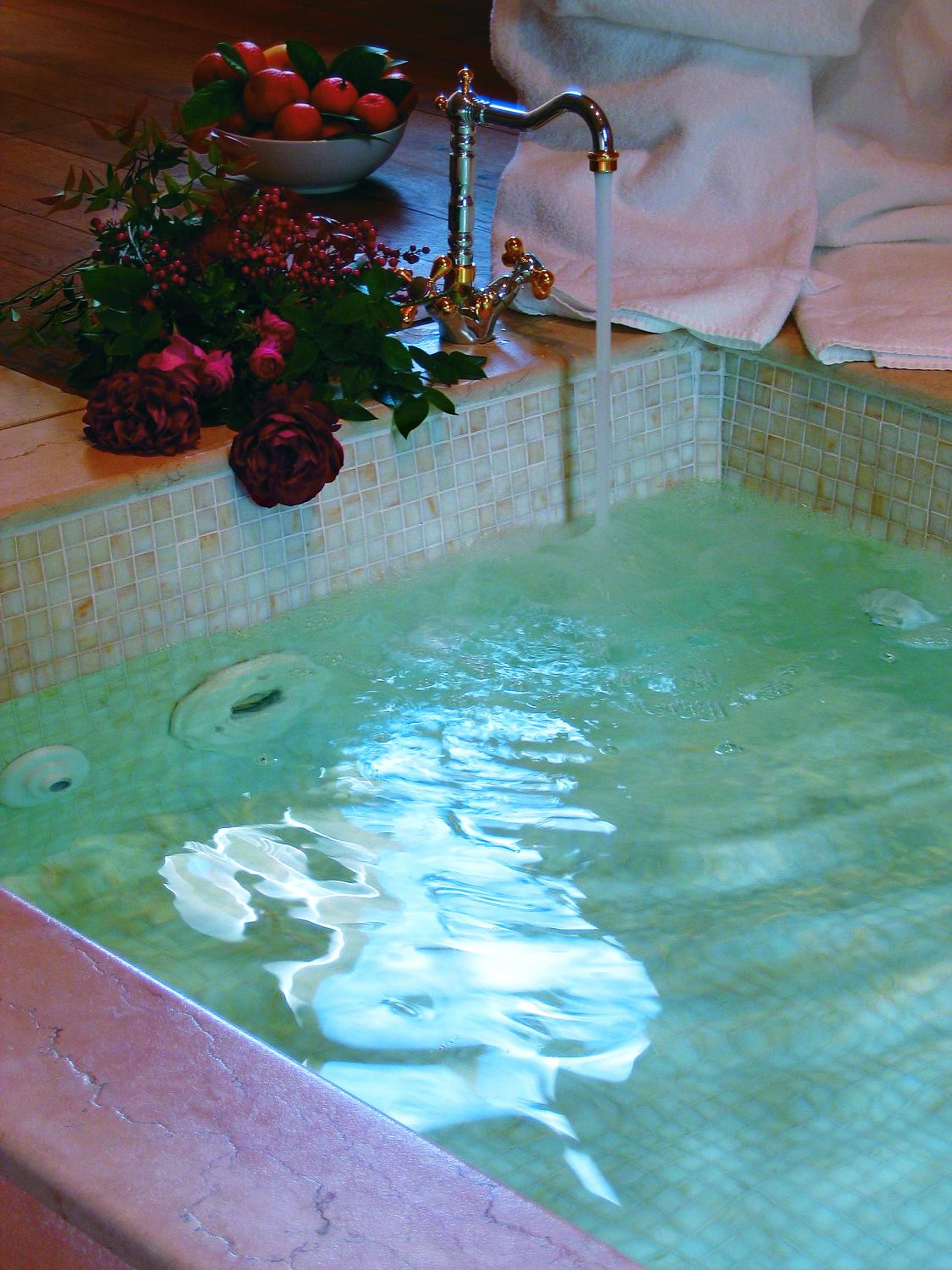 Superior Suite - Photo 4