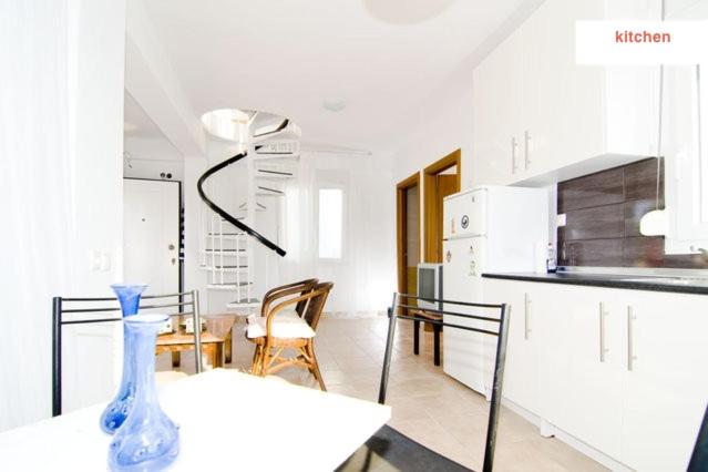 Two-Bedroom House photo 2