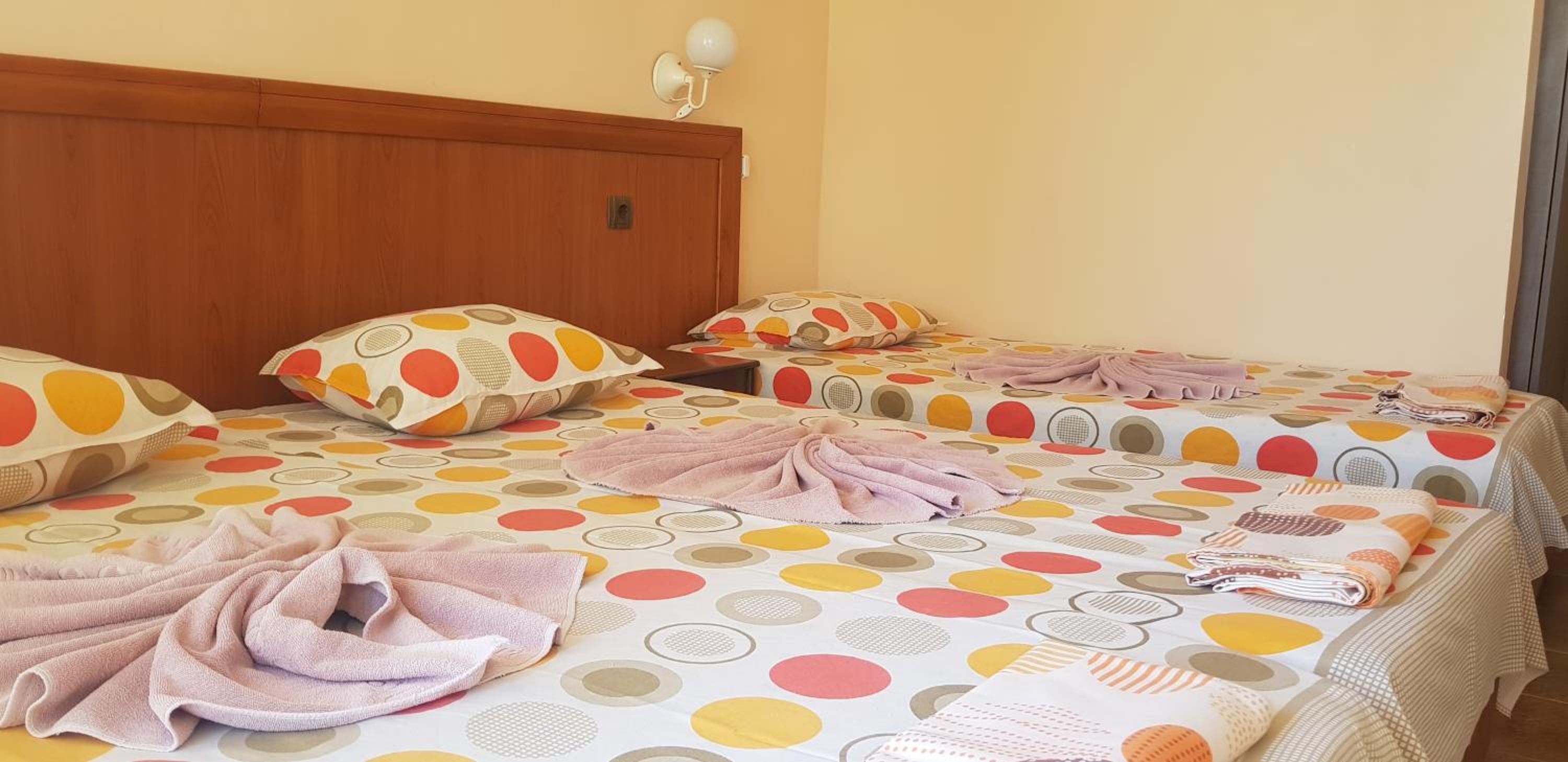Triple Room with Balcony and Free Parking