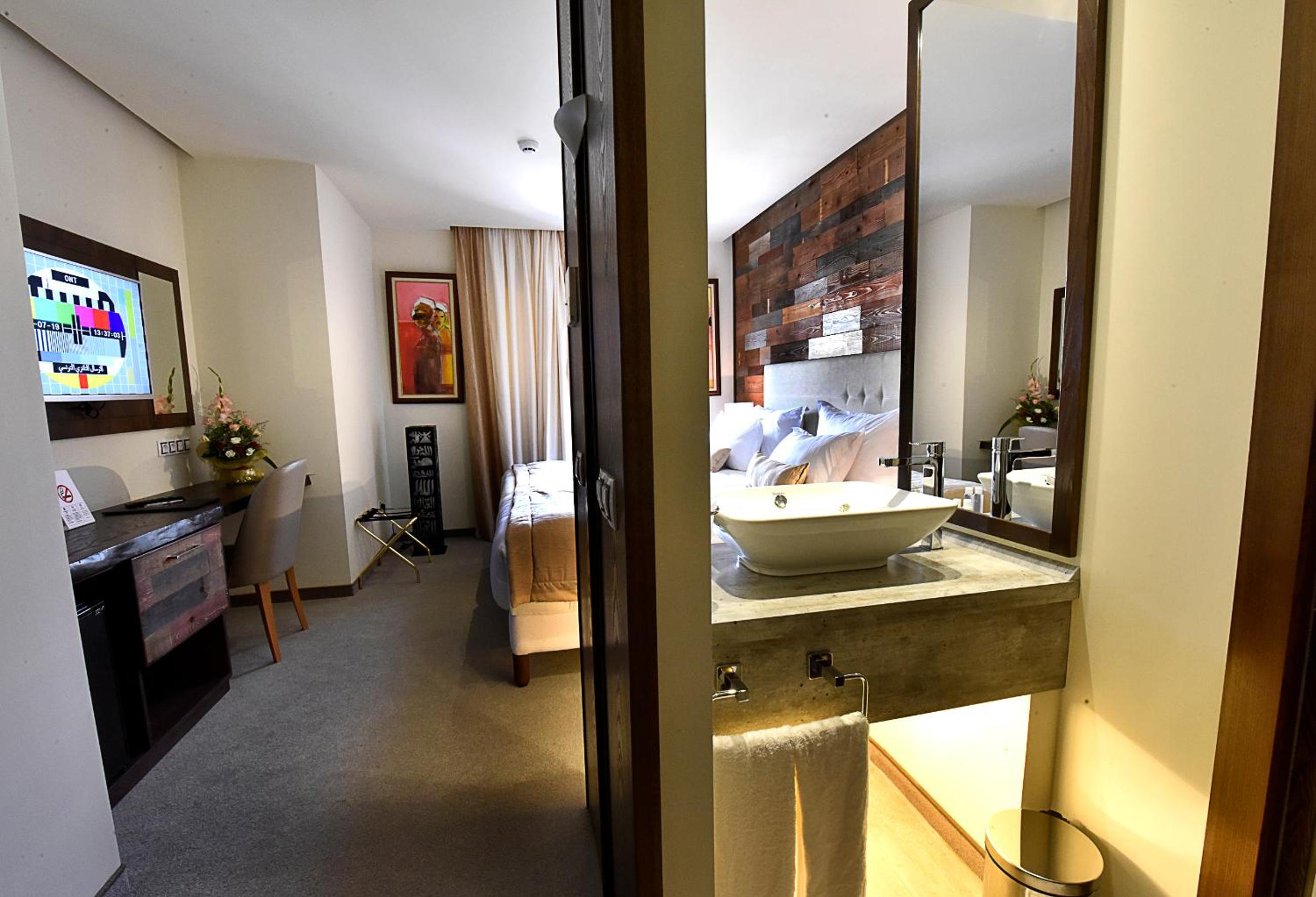 Standard Double Room - Photo 1