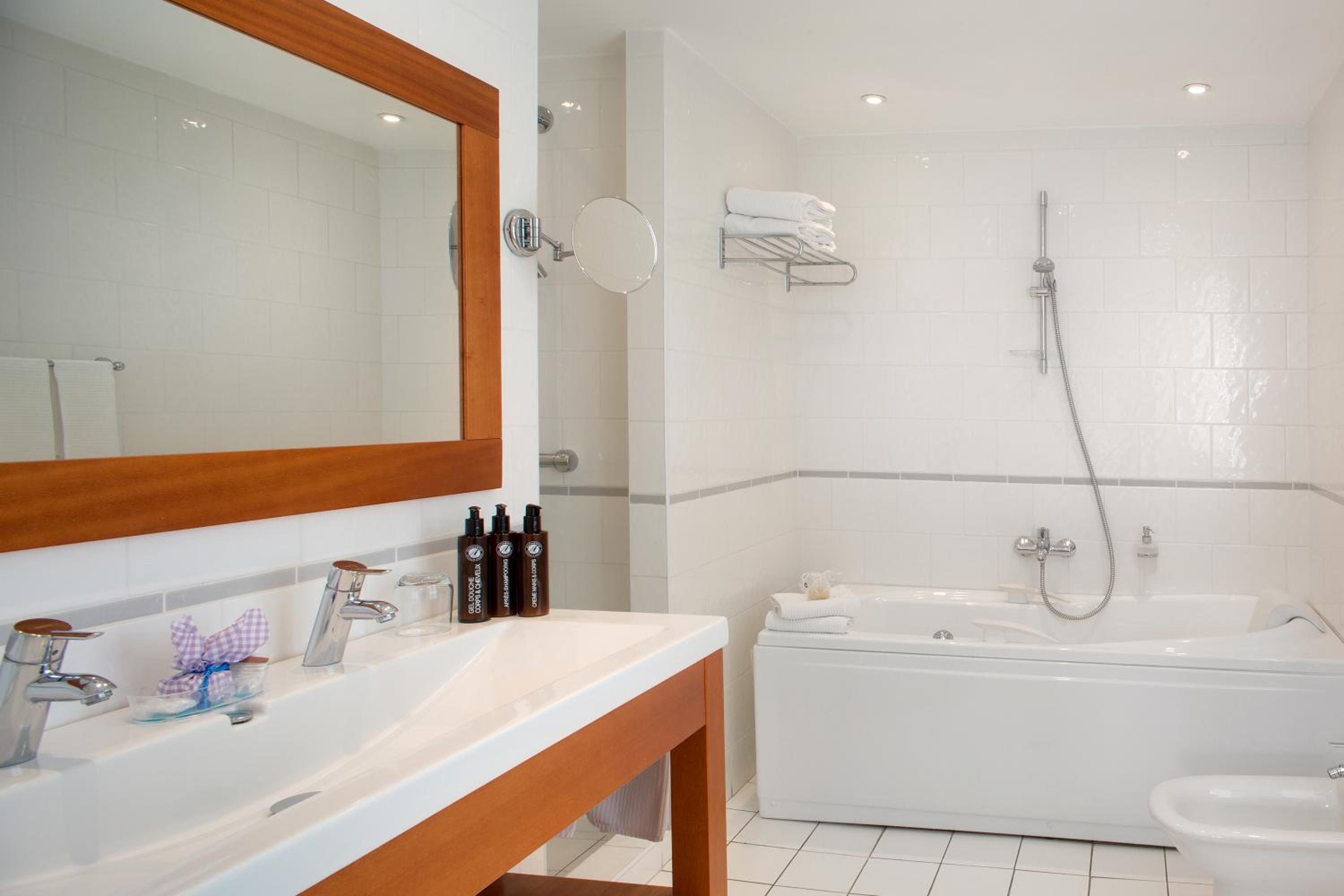 Junior Suite - Photo 7