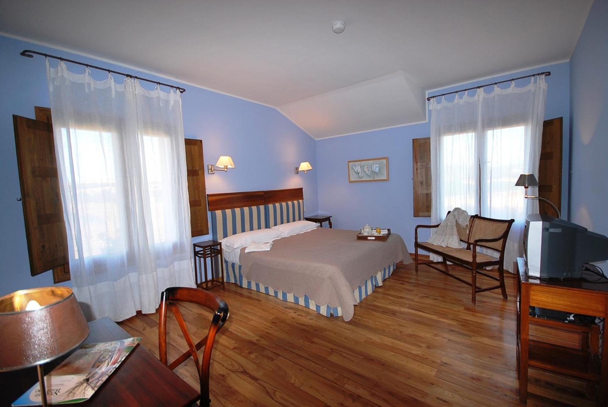 Deluxe Twin Room photo 2
