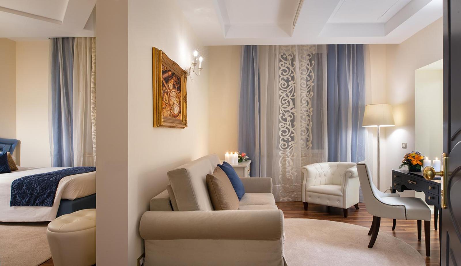 Junior Suite - Photo 2