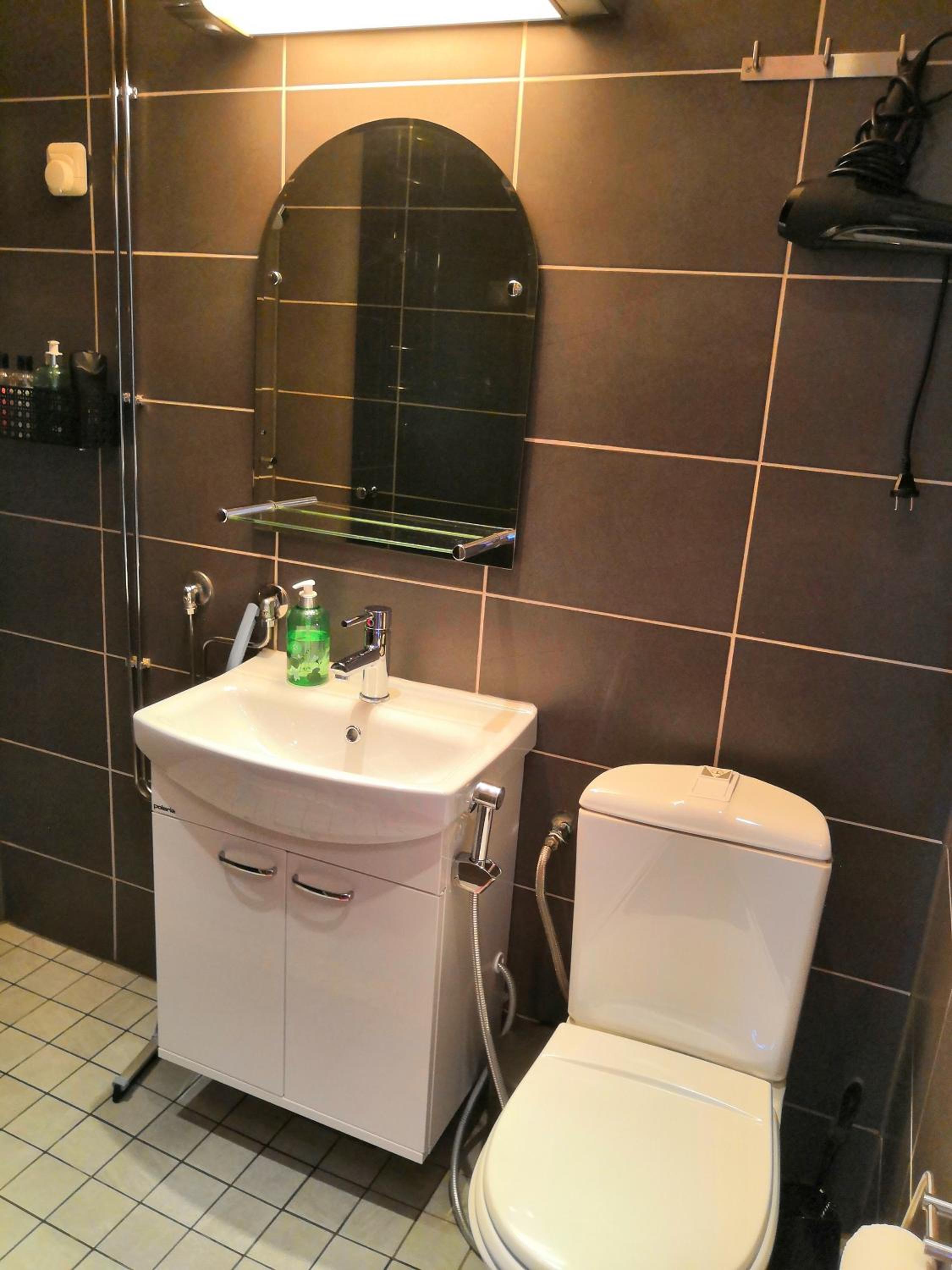 One-Bedroom Apartment - Photo 14