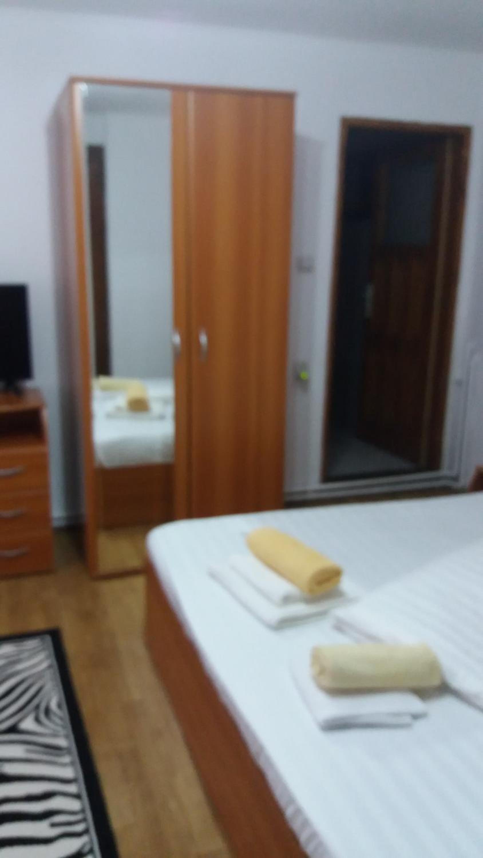 Quadruple Room - Photo 5