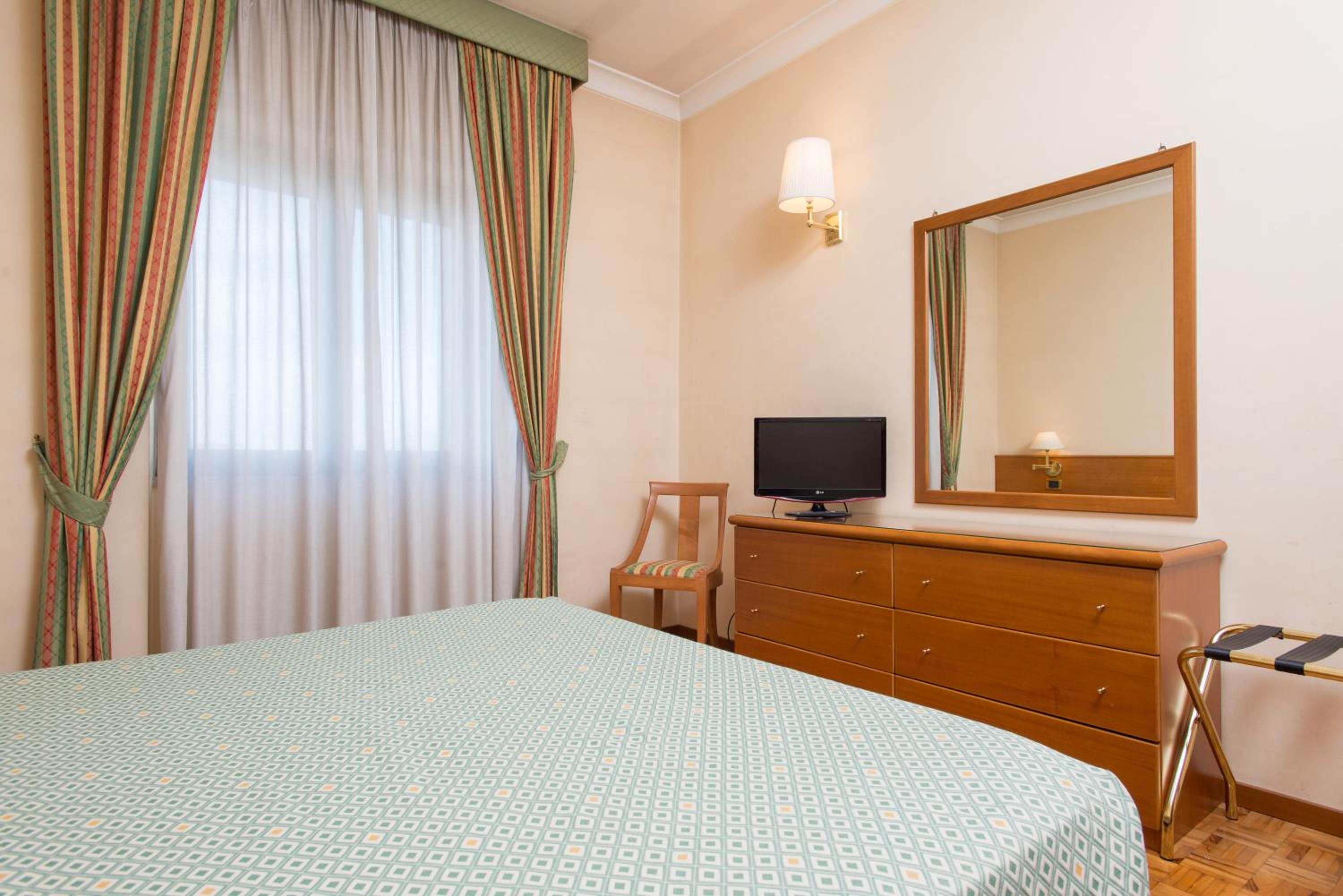 Family Room (4 Adults)