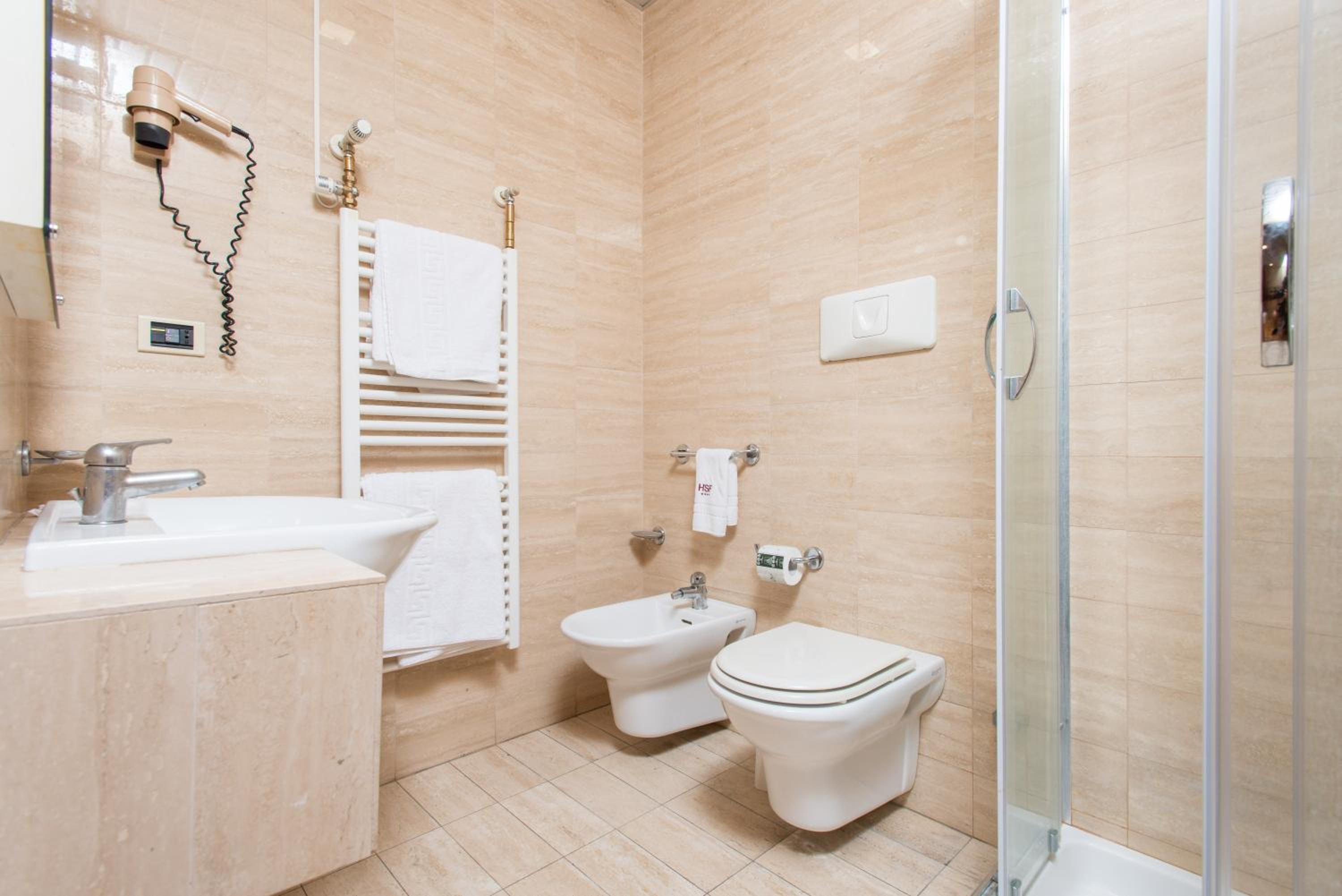 Standard Triple Room photo 3