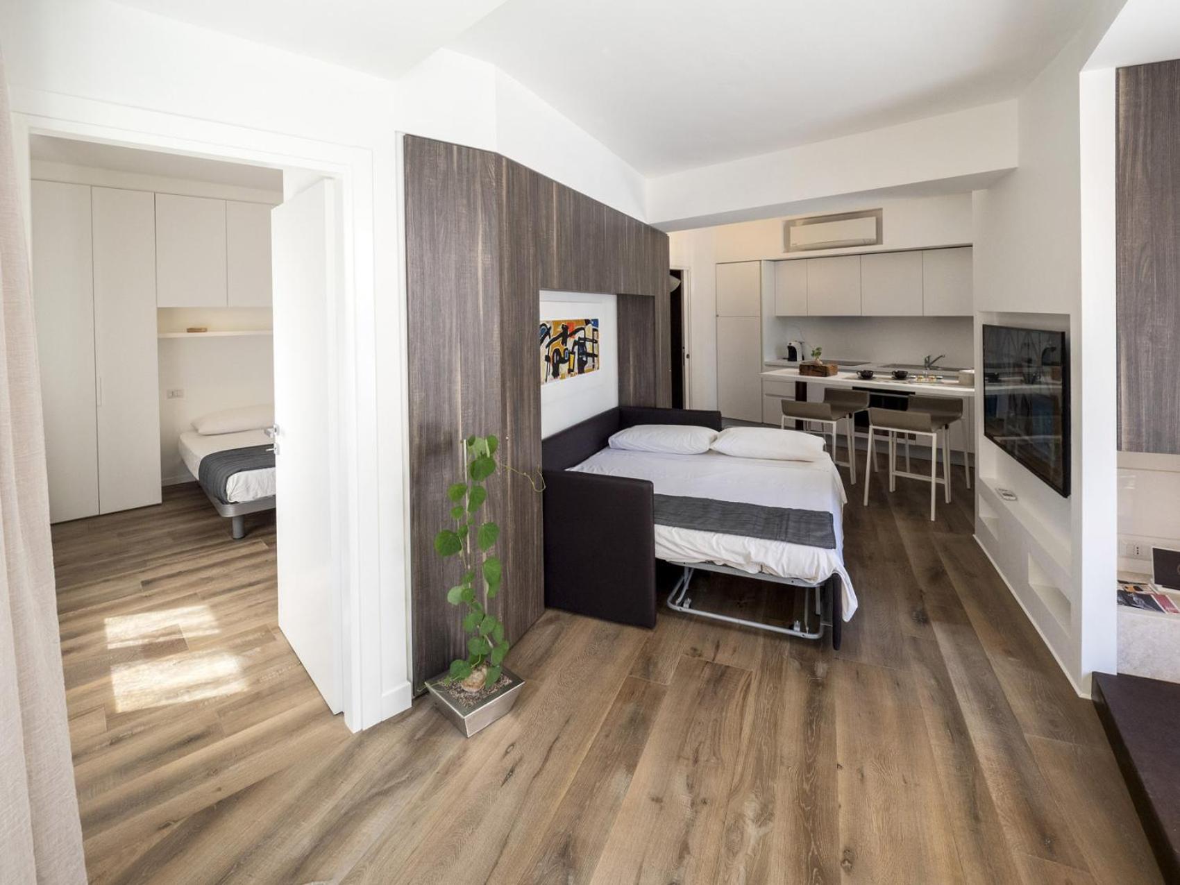 Suite with Private Bathroom