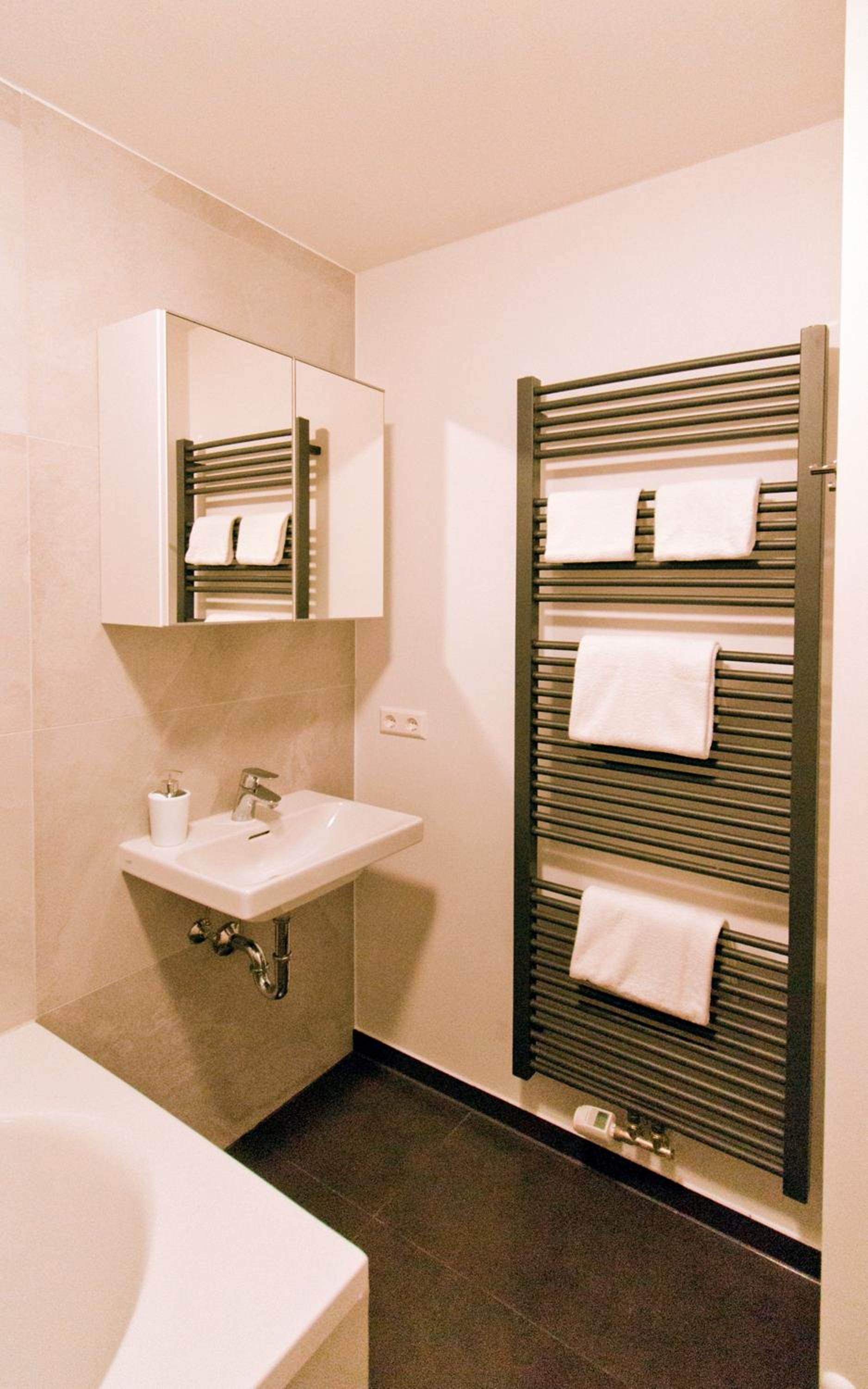 Comfort Apartment - Photo 8
