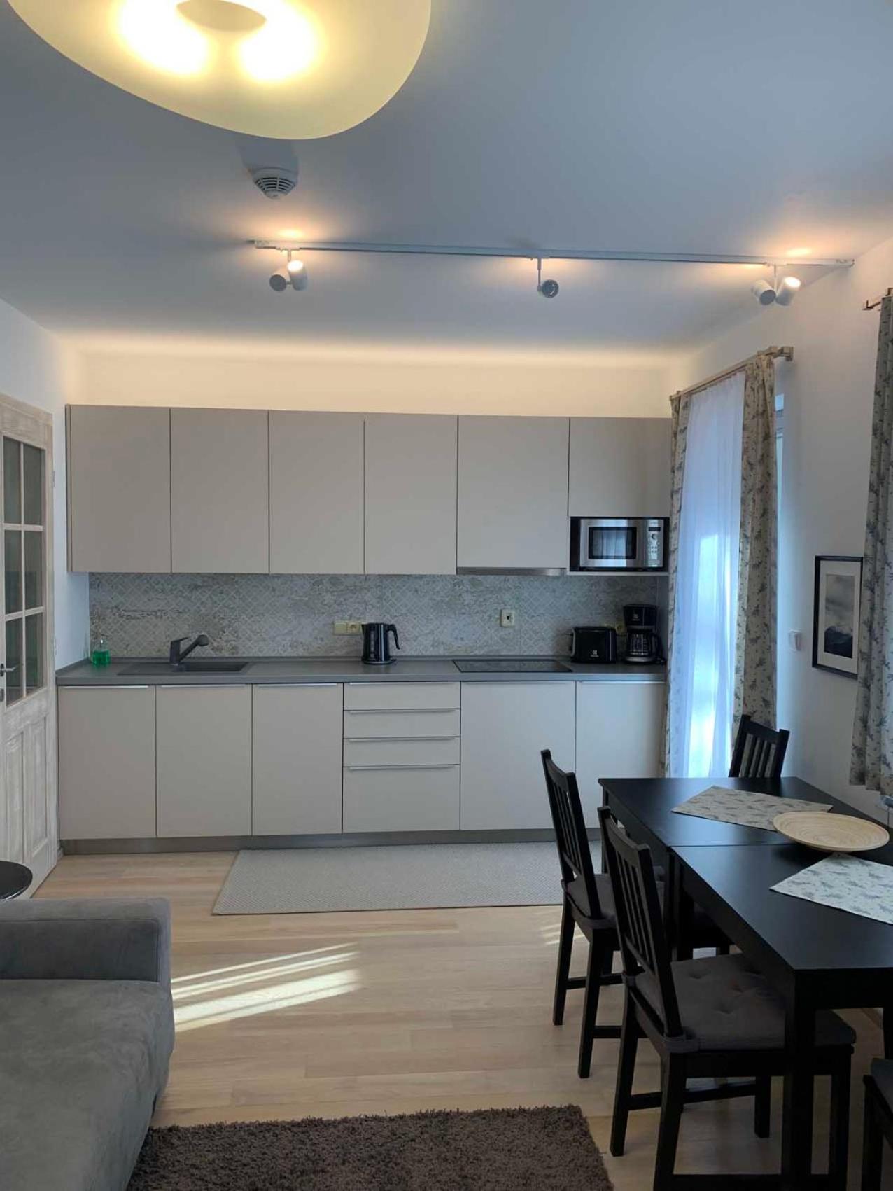 Two-Bedroom Apartment - Photo 9