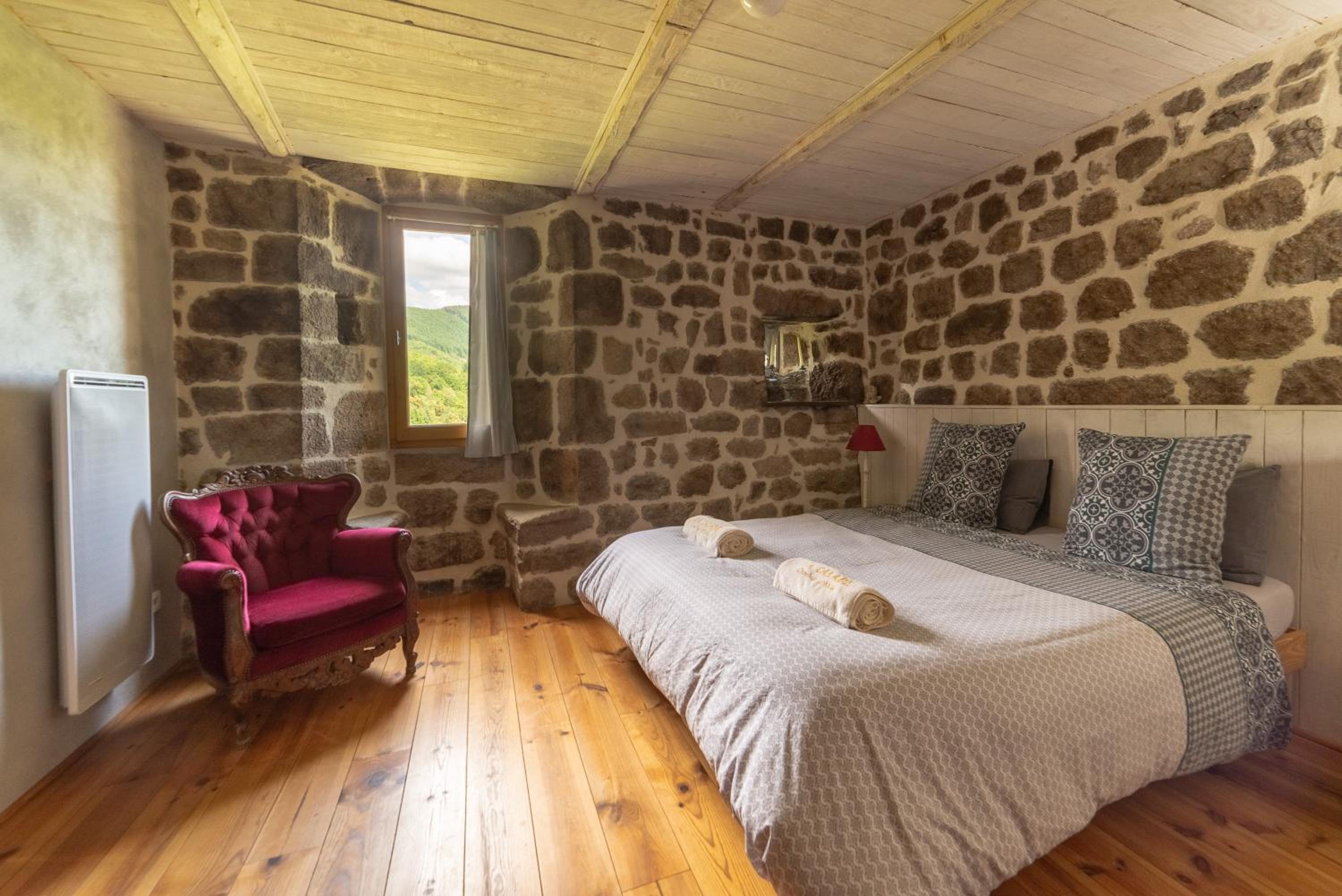 Double Room - Photo 3