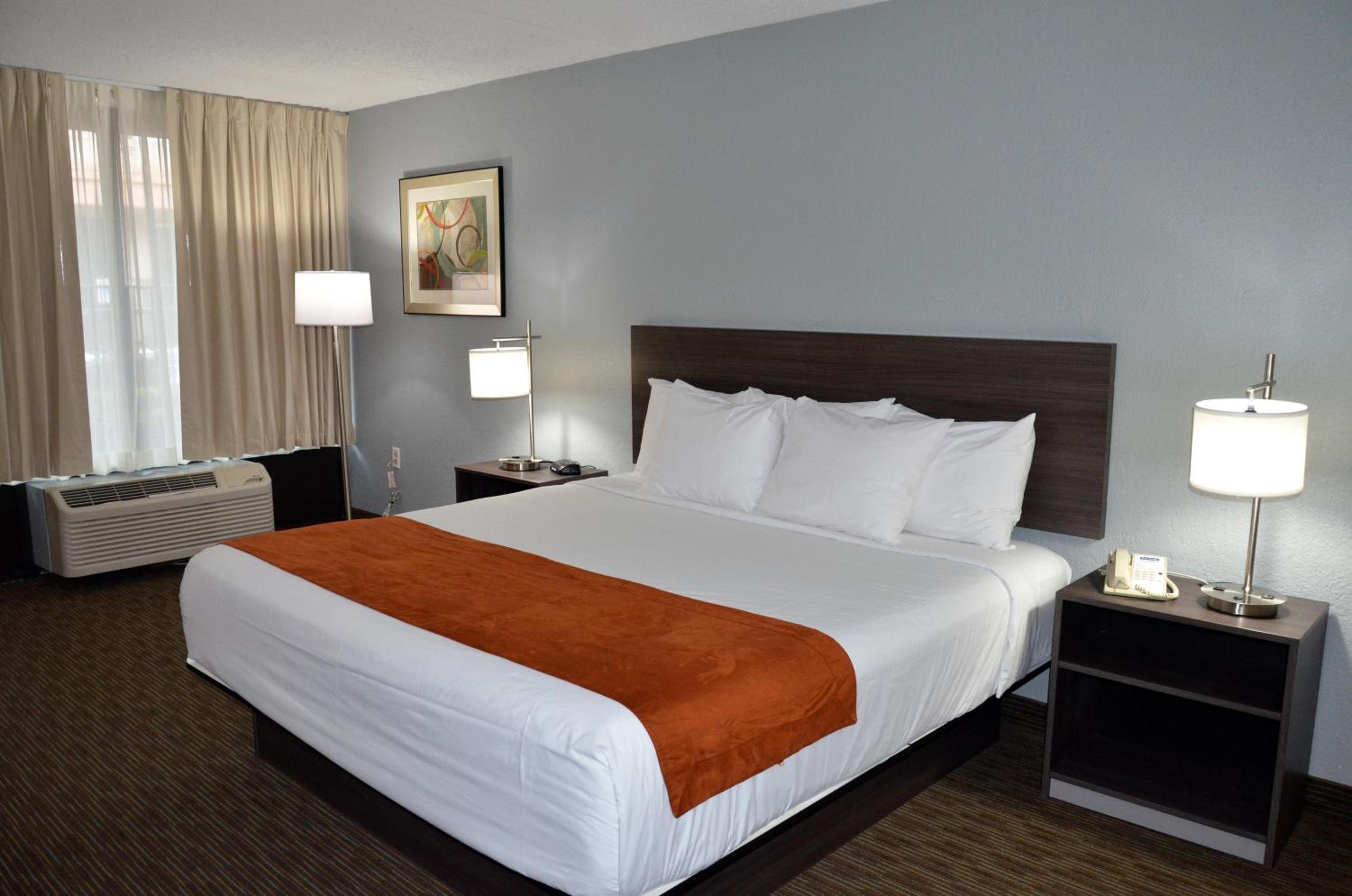 King Room - Disability Access/Non-Smoking