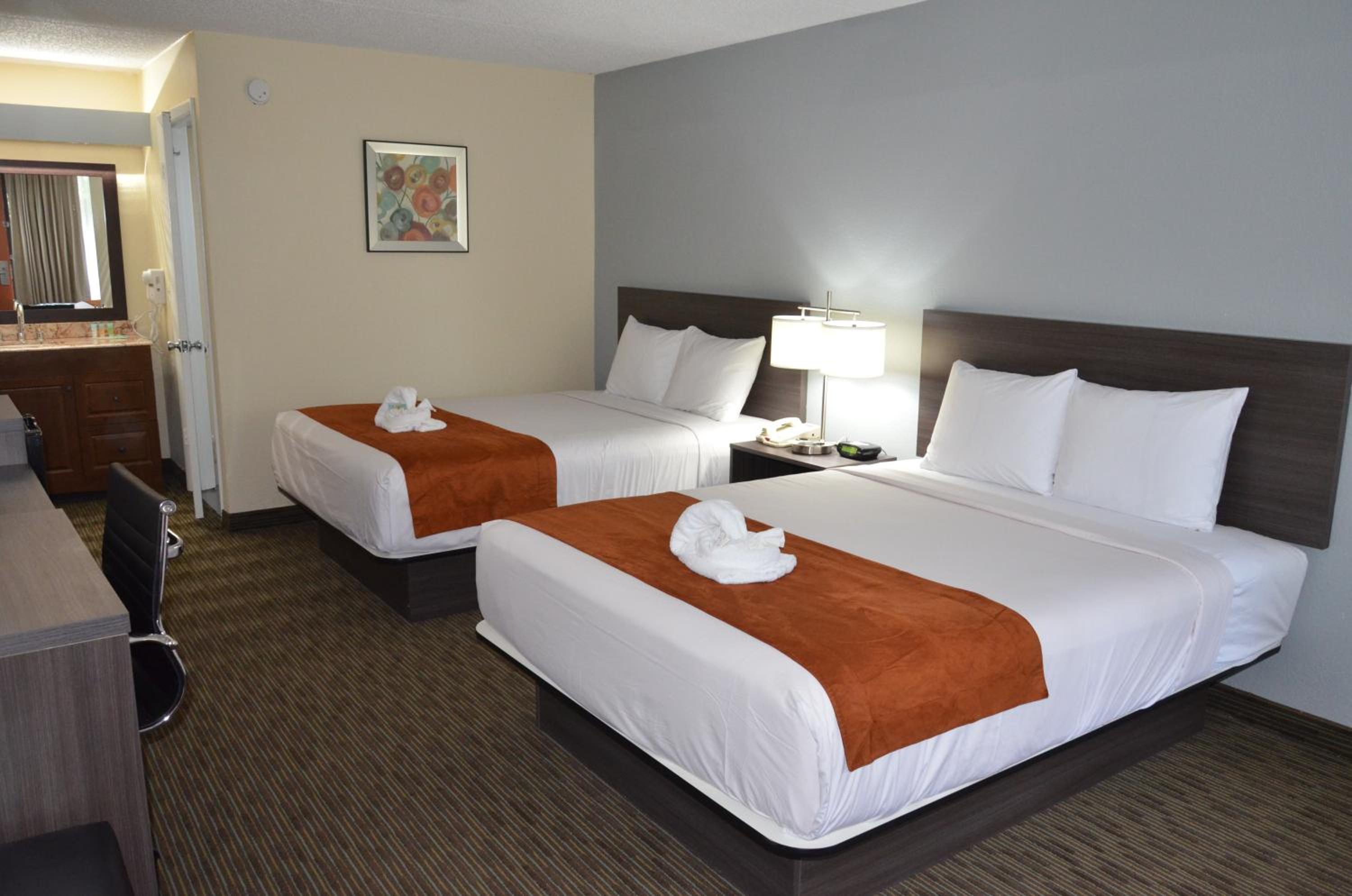 Queen Room with Two Queen Beds - Disability Access/Non-Smoking